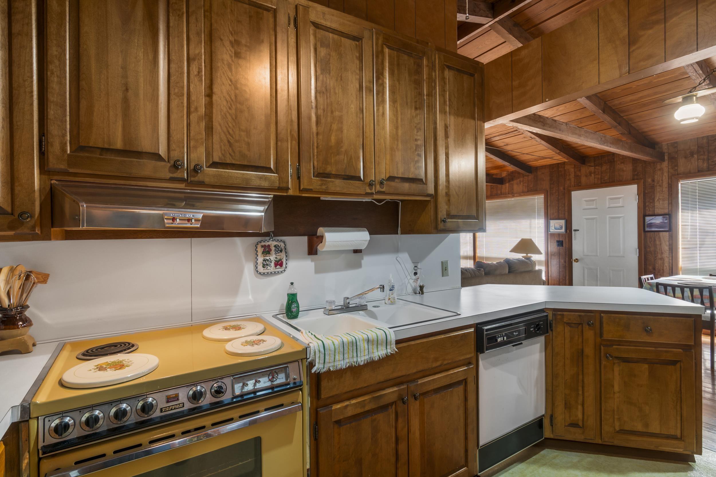 244 & 250 Wanda Lane  Heber Springs, AR