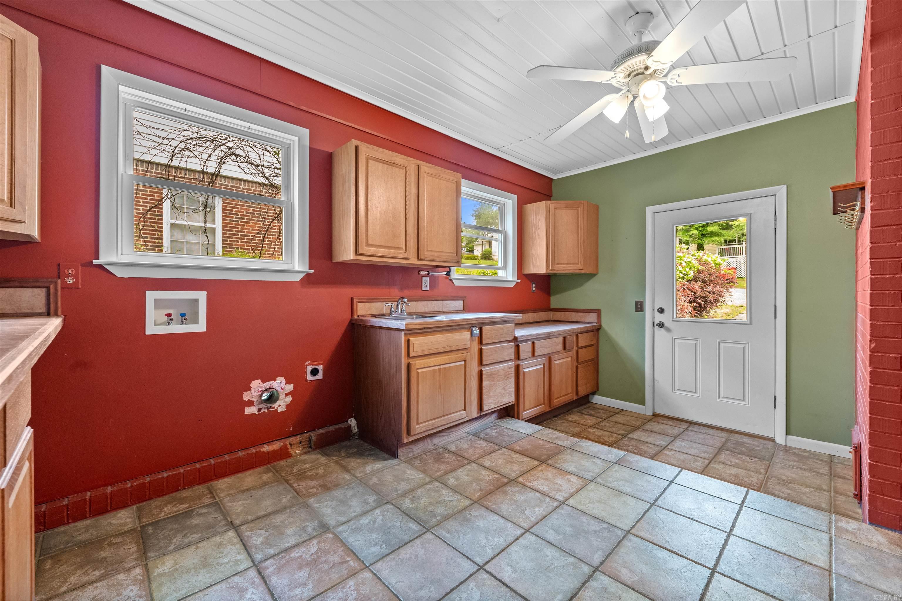 2908 Crouchwood  Little Rock, AR