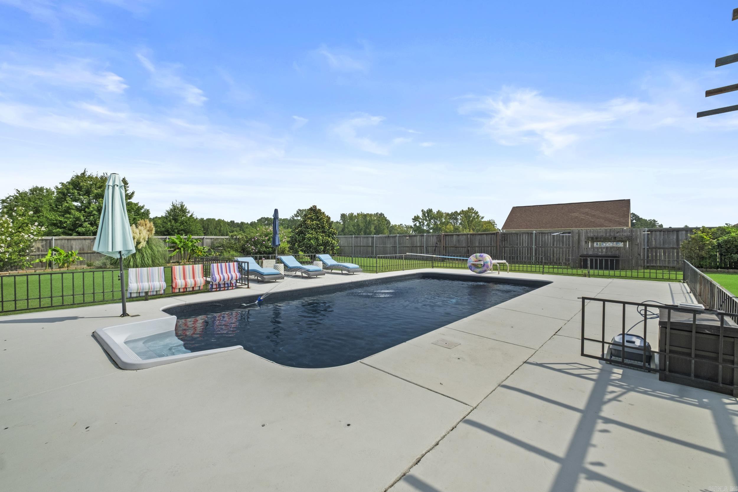 120 Kenzie  Ward, AR