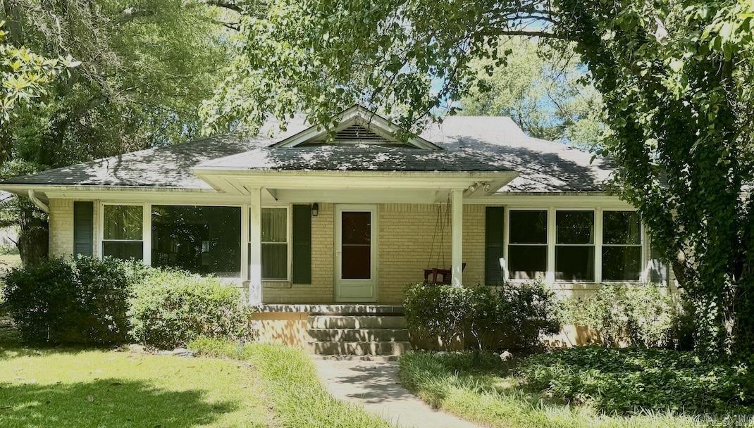 105 Lakeside  Hot Springs, AR