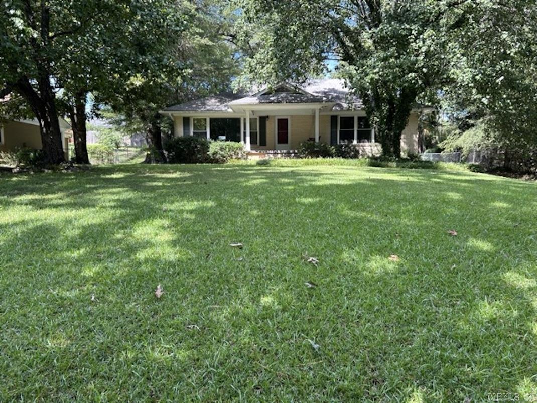 105 Lakeside  Hot Springs, AR