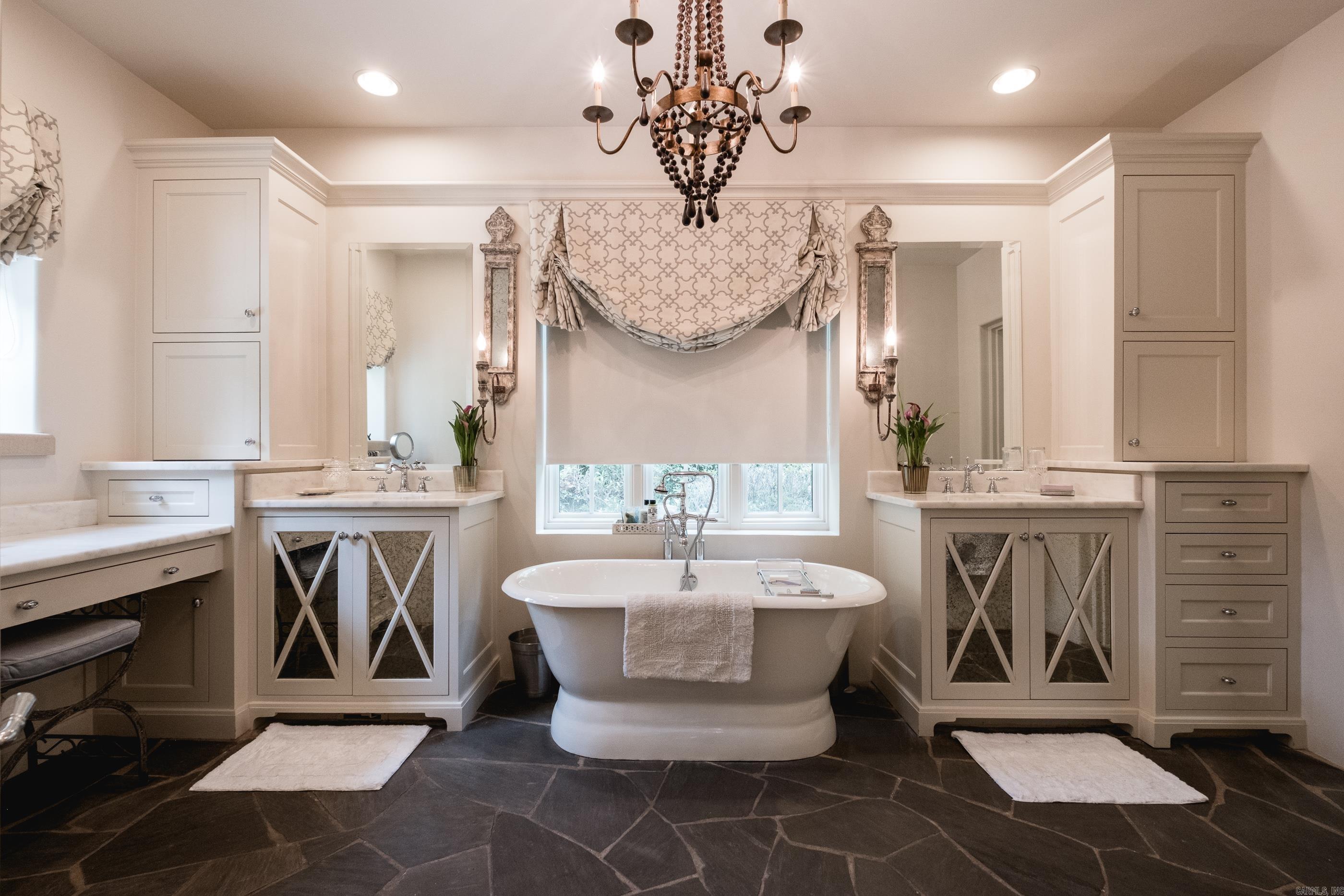 22 Deauville  Little Rock, AR