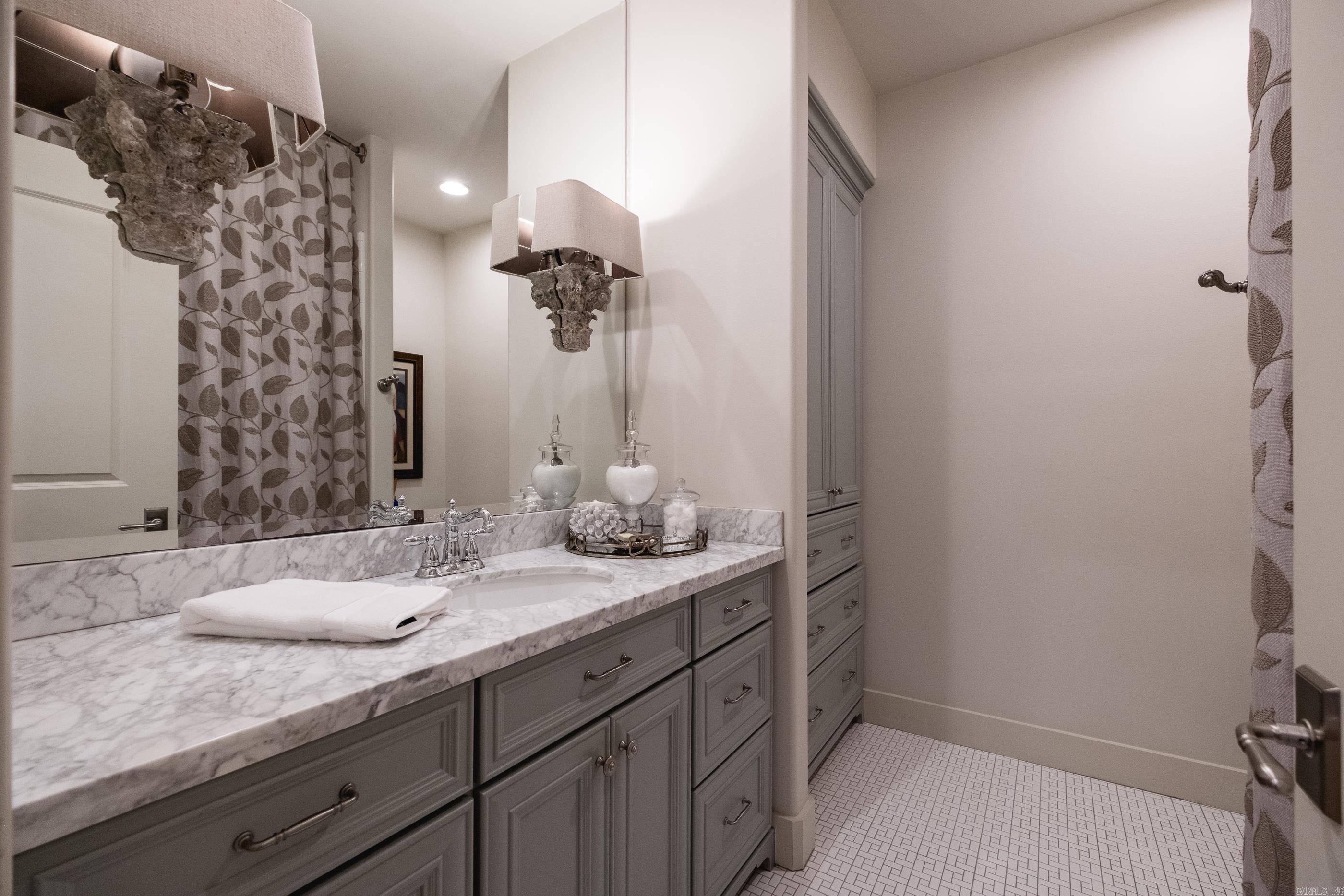 22 Deauville  Little Rock, AR