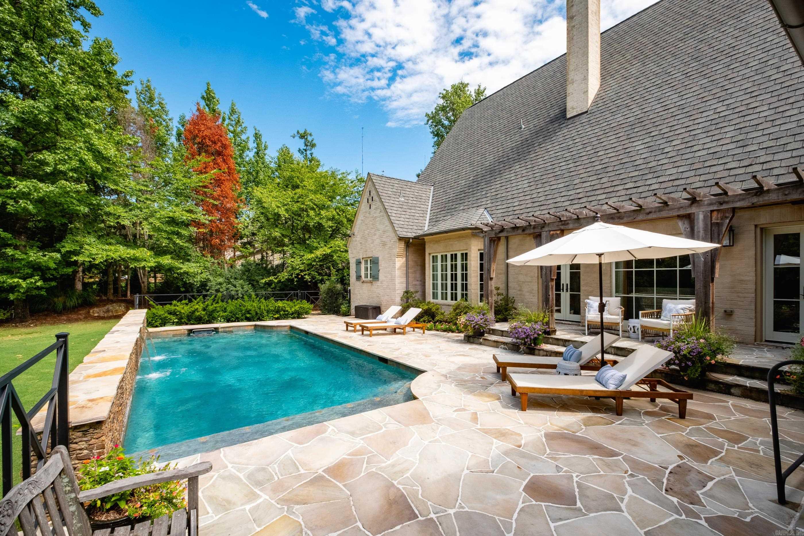 22 Deauville  Little Rock, AR