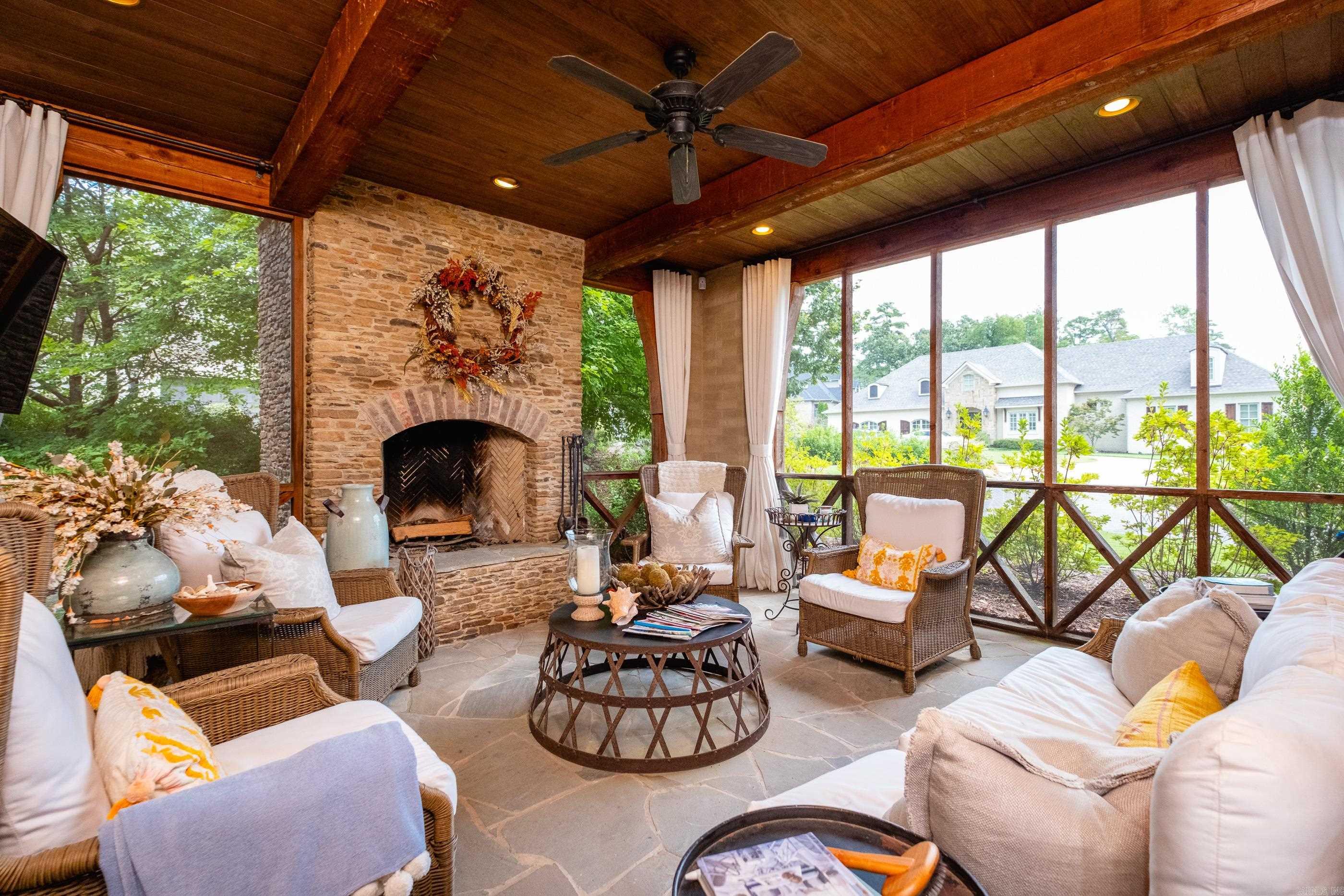 22 Deauville  Little Rock, AR