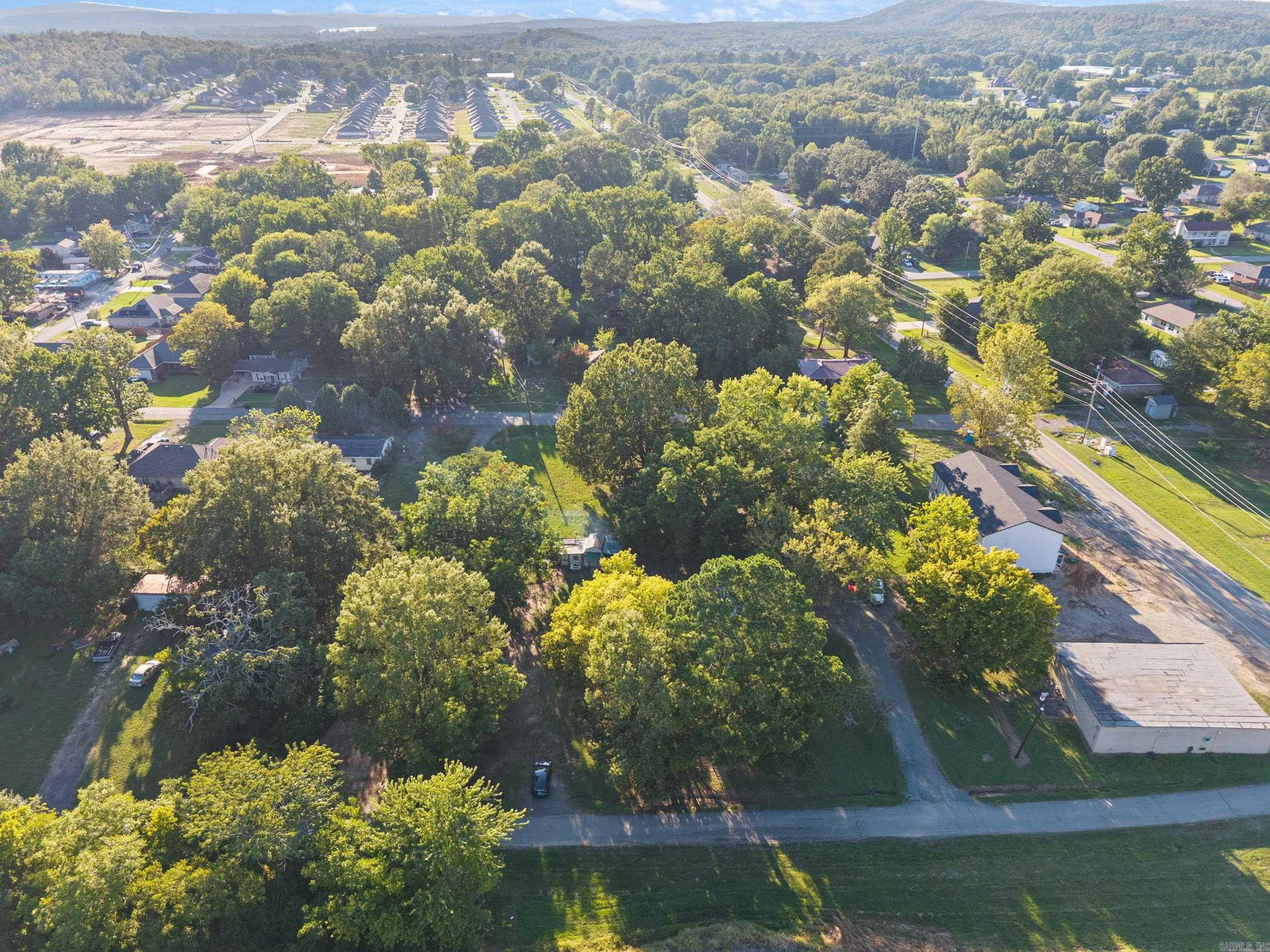 6 S Main  Mayflower, AR