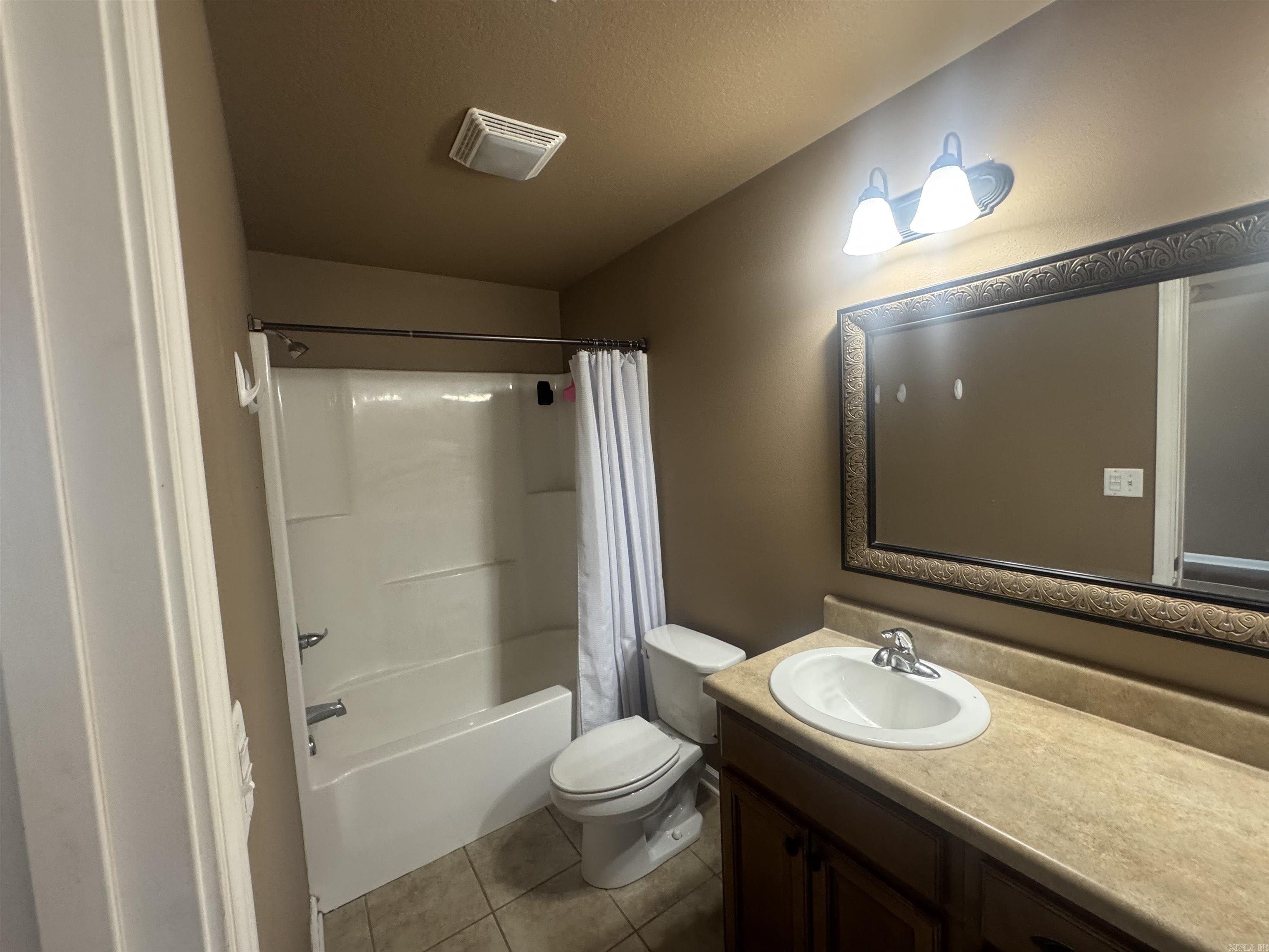 613 Sanibel  Searcy, AR
