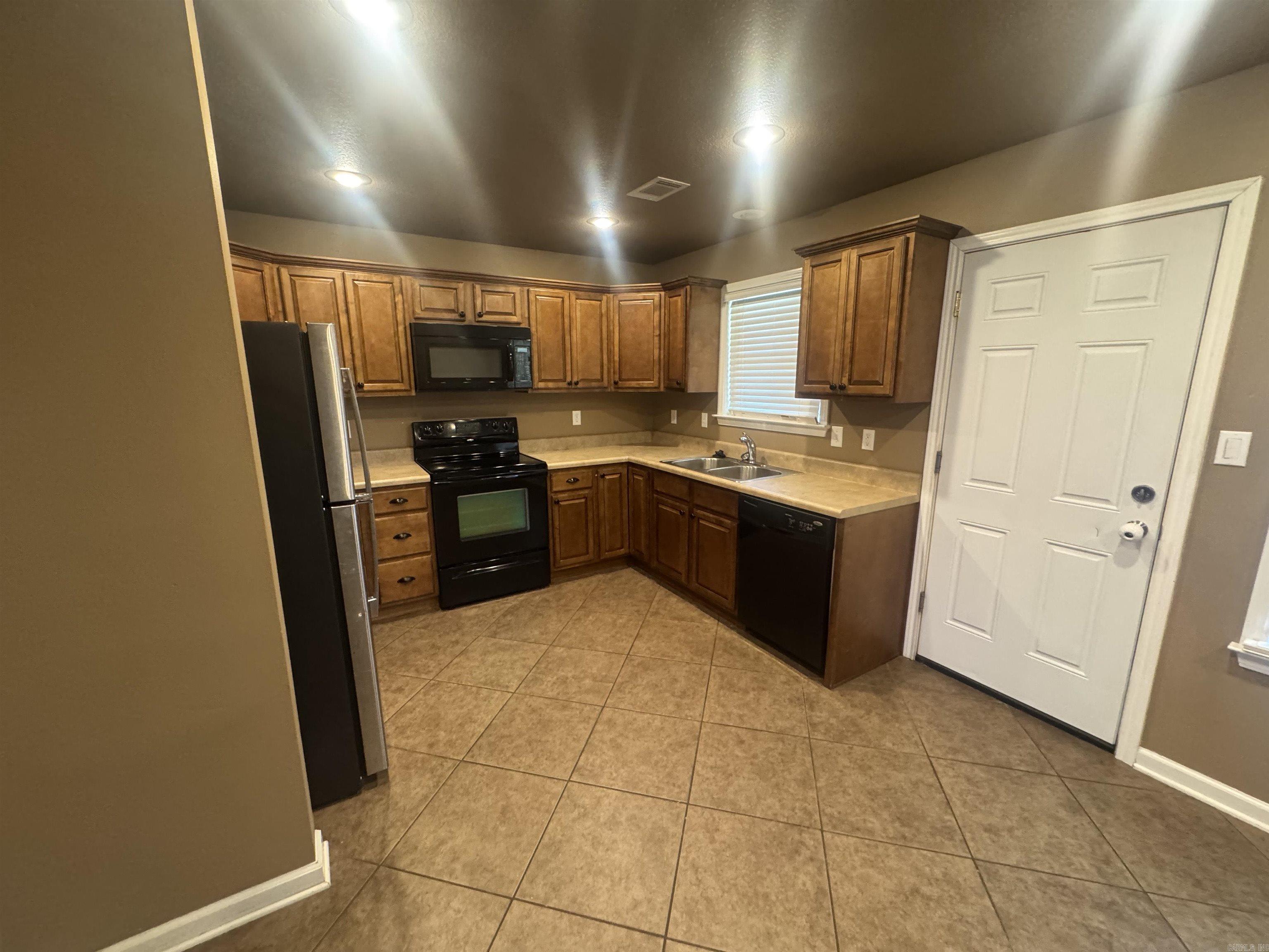 613 Sanibel  Searcy, AR