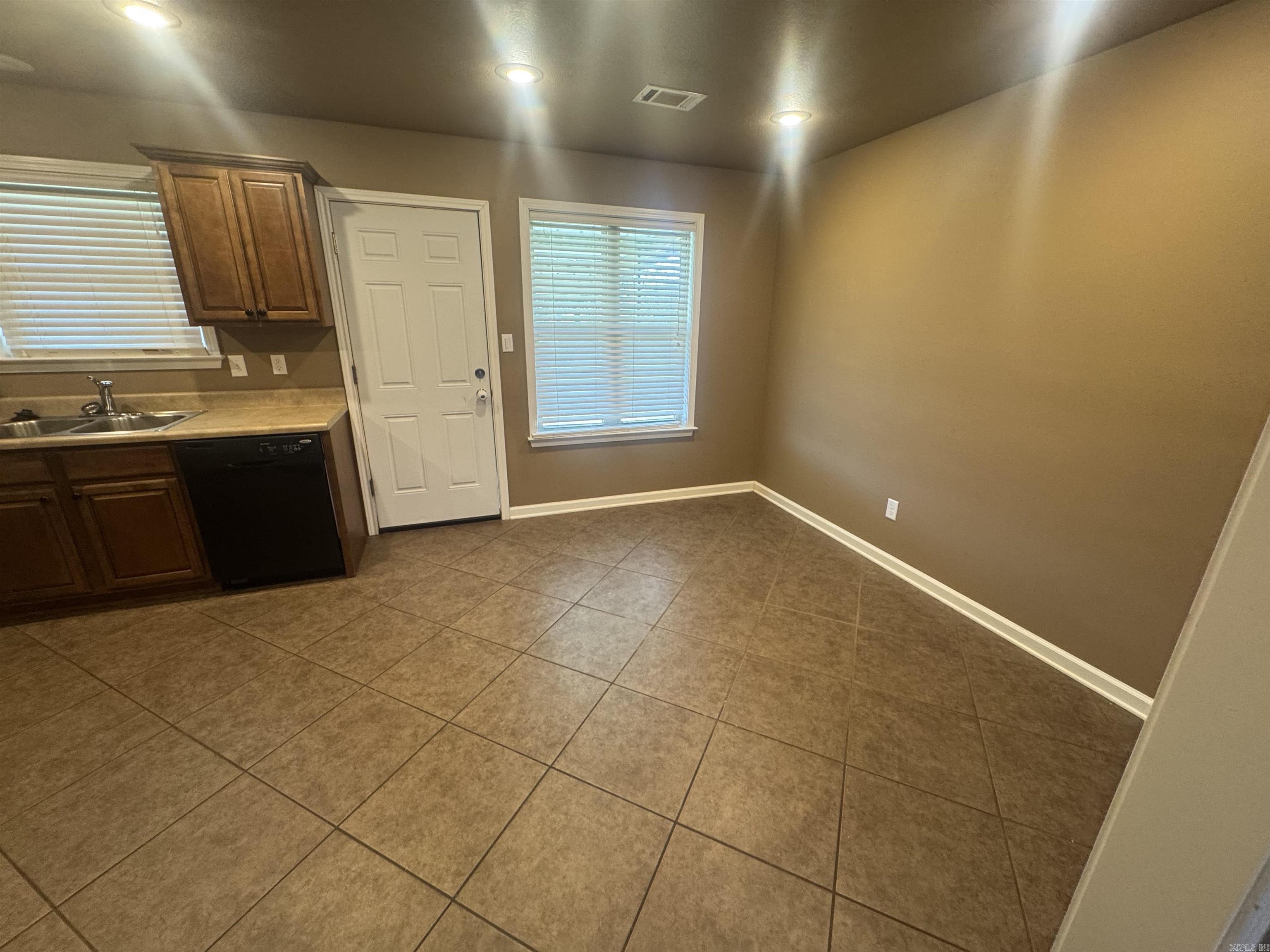613 Sanibel  Searcy, AR