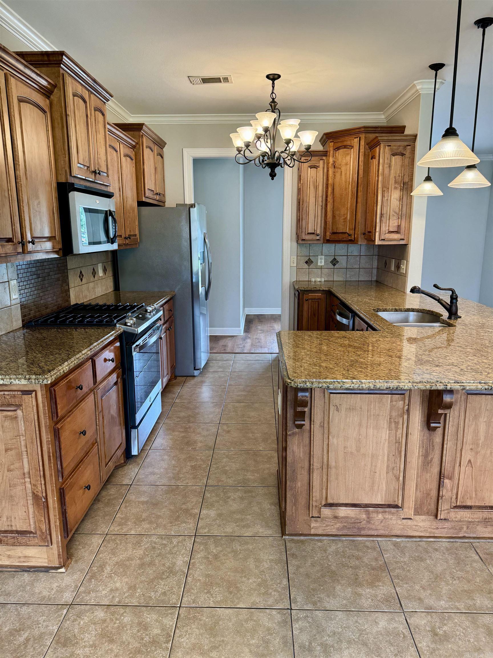3323 Stonewall  Benton, AR