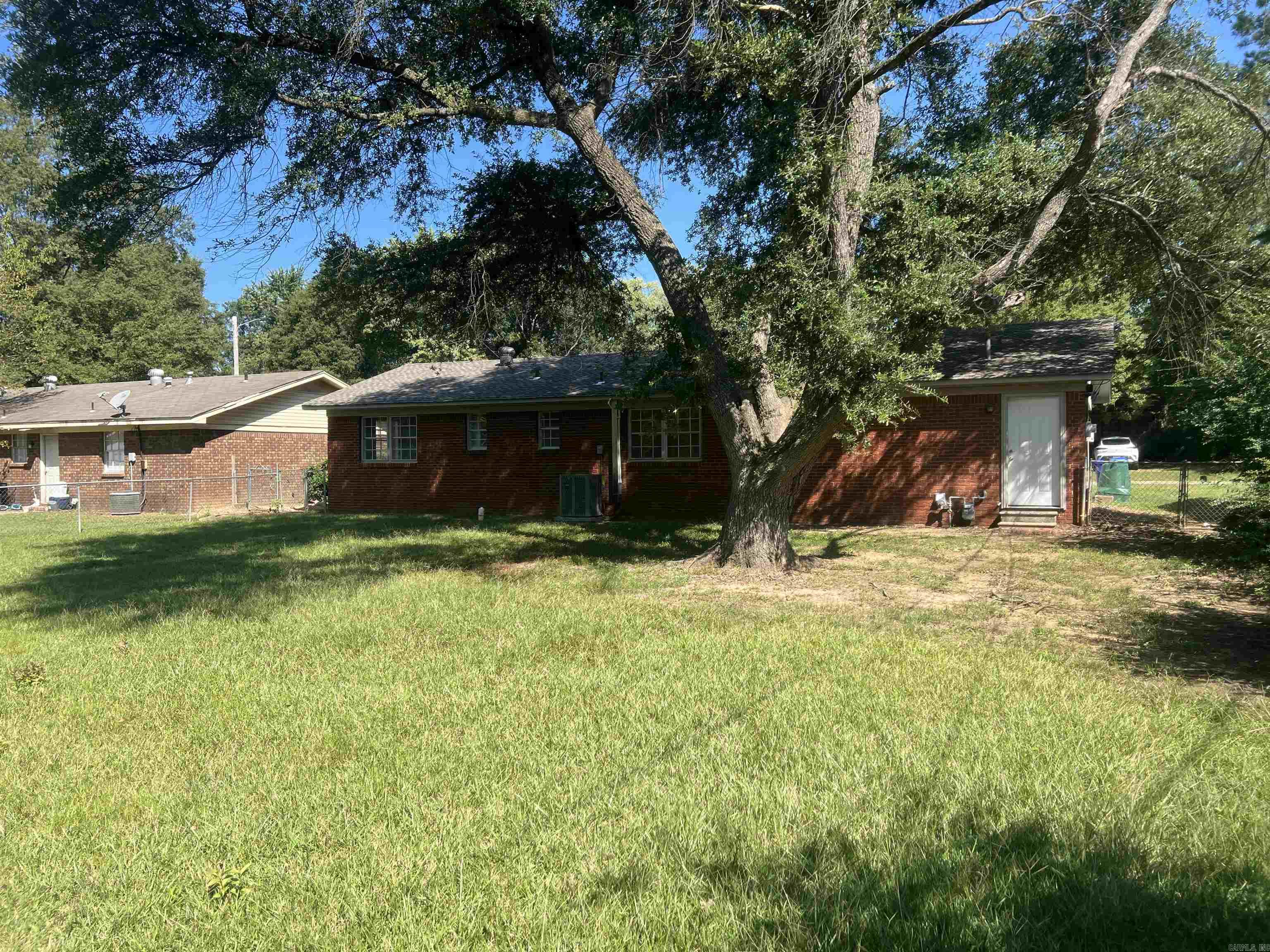 2209 Lookout Ave  Conway, AR