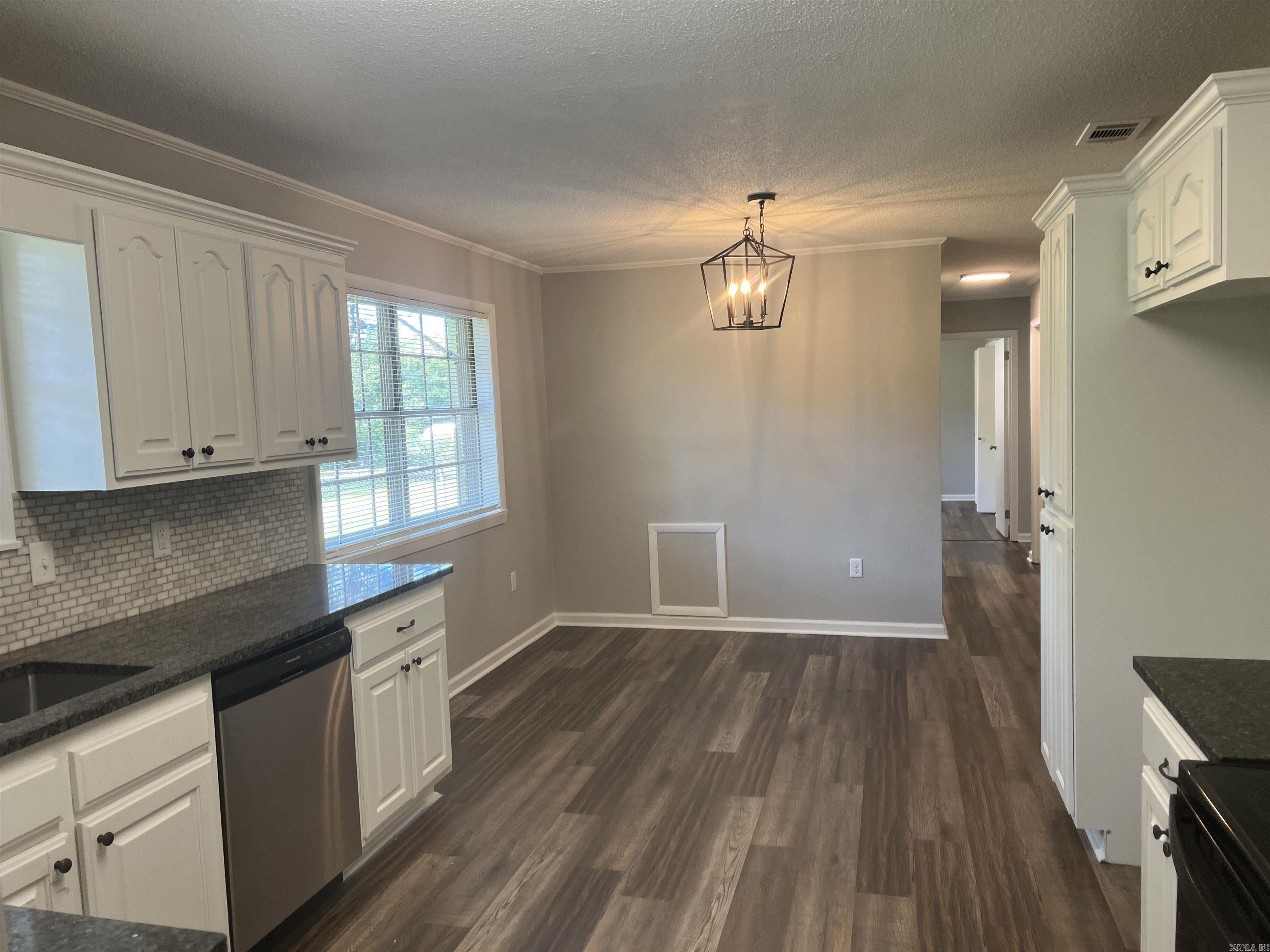 2209 Lookout Ave  Conway, AR