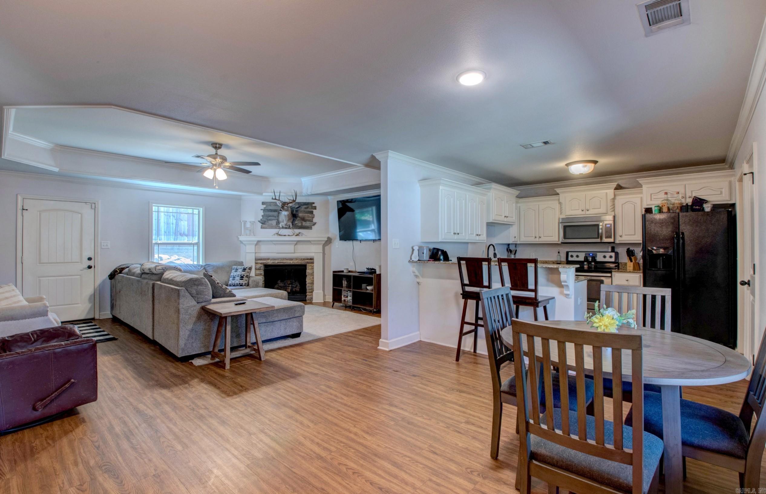 1107 J W  Benton, AR