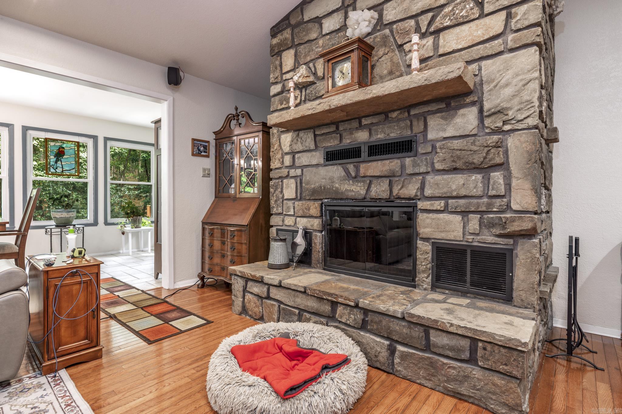 7 Montanes  Hot Springs Village, AR