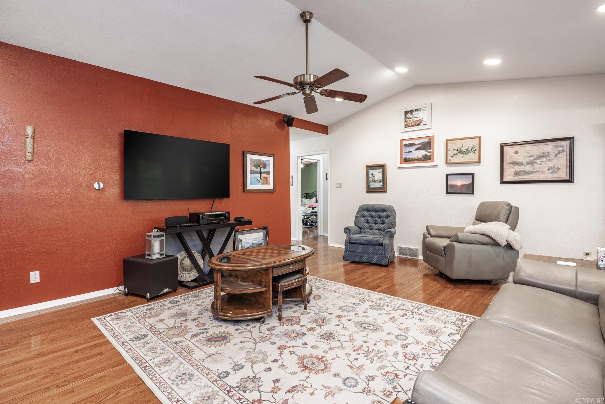 7 Montanes  Hot Springs Village, AR