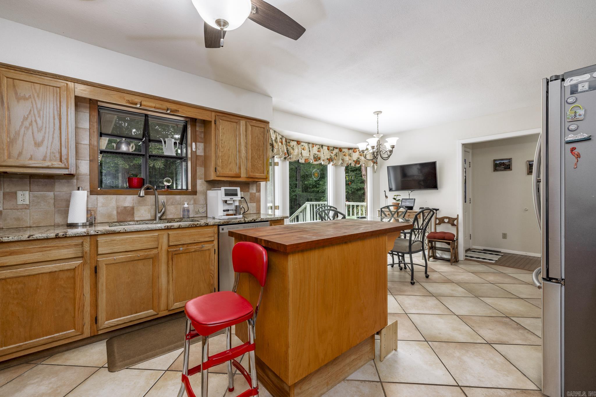 7 Montanes  Hot Springs Village, AR