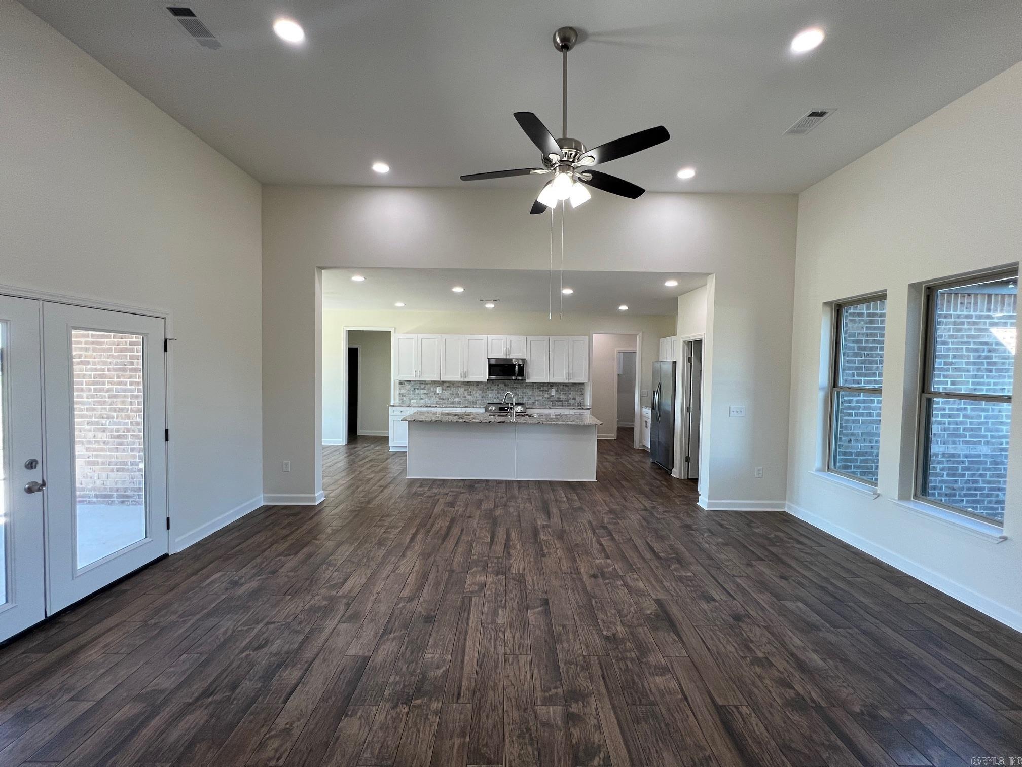 15 Country Meadows Dr  Vilonia, AR