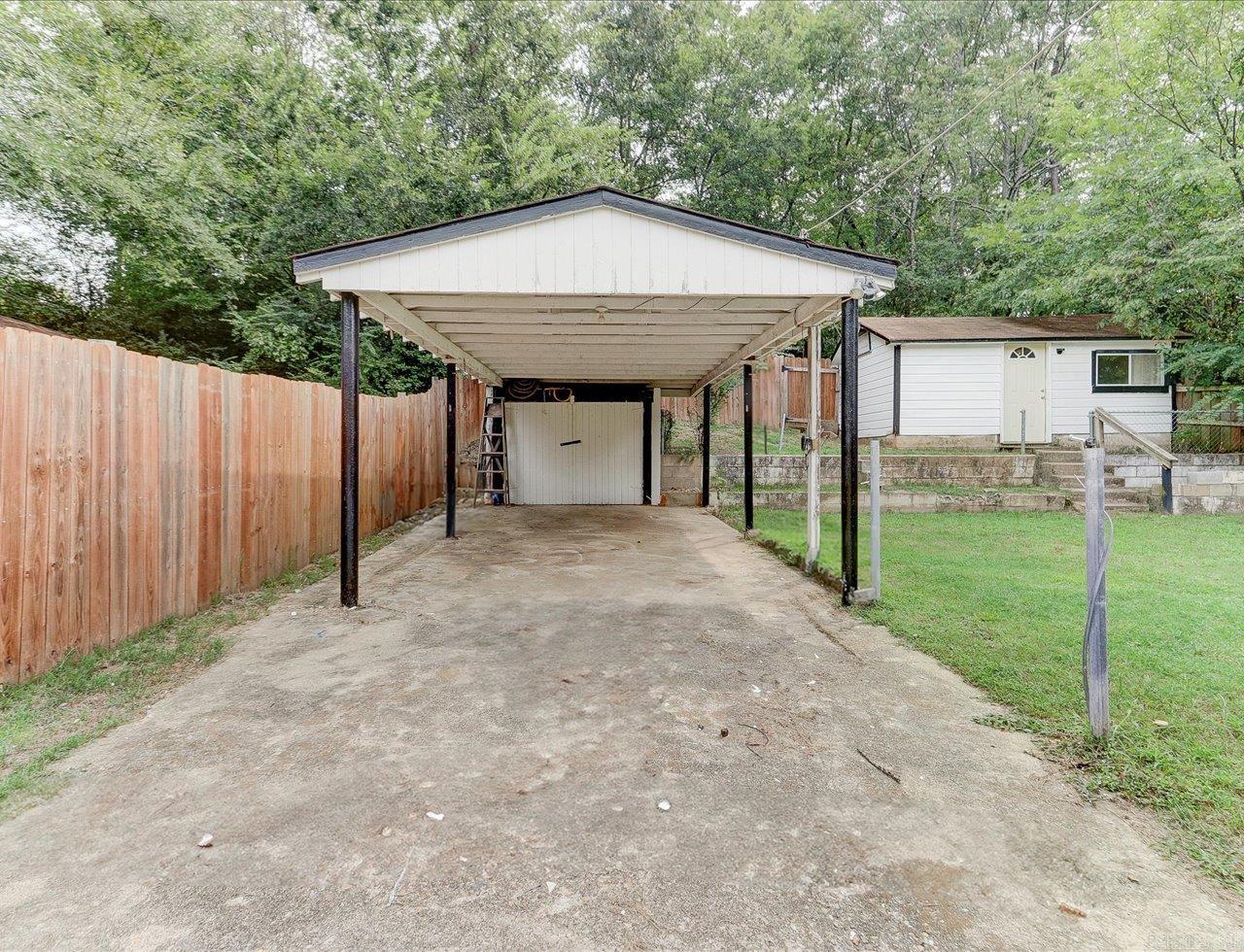 221 Augustus  Hot Springs, AR