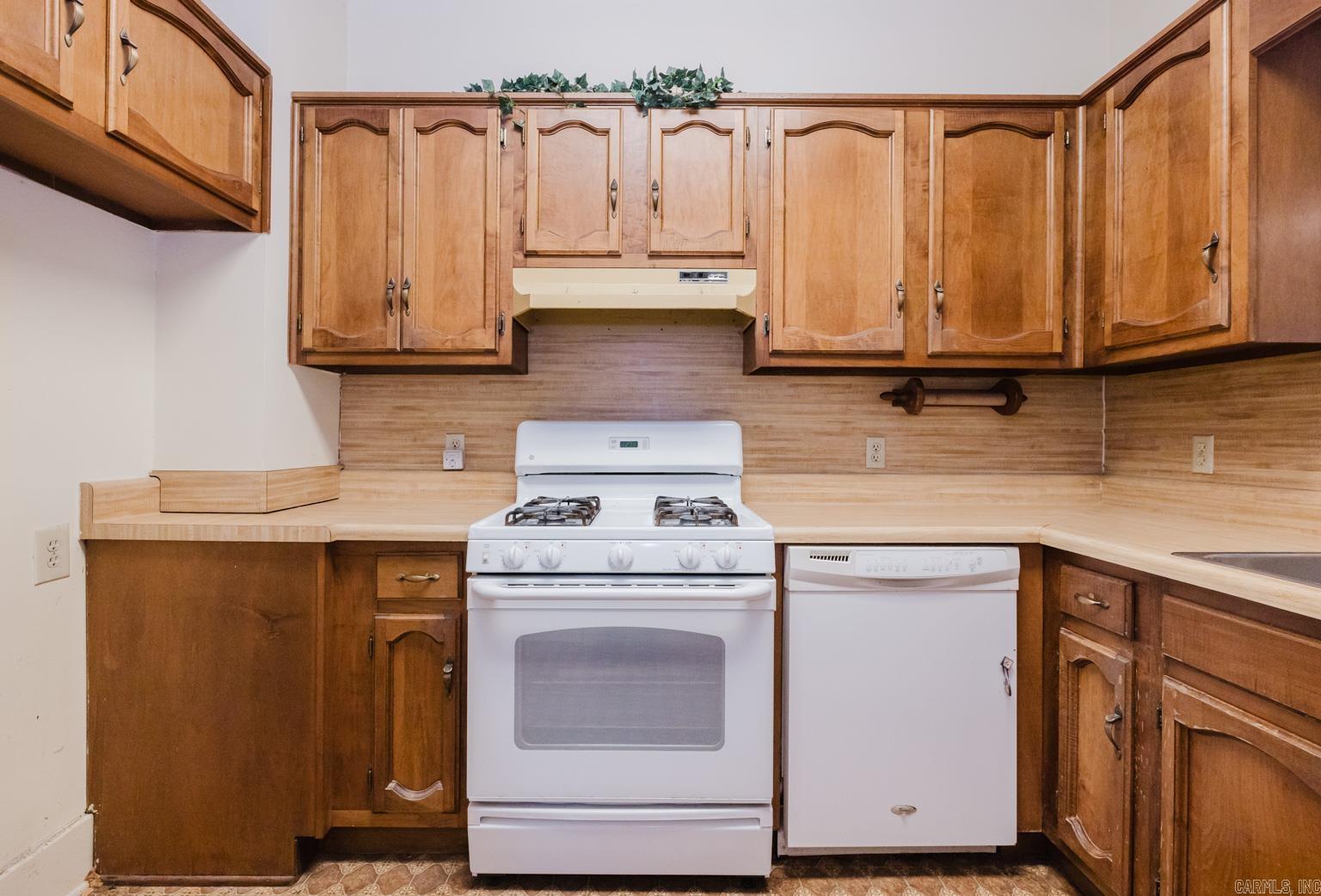 3217 N Pine St  North Little Rock, AR