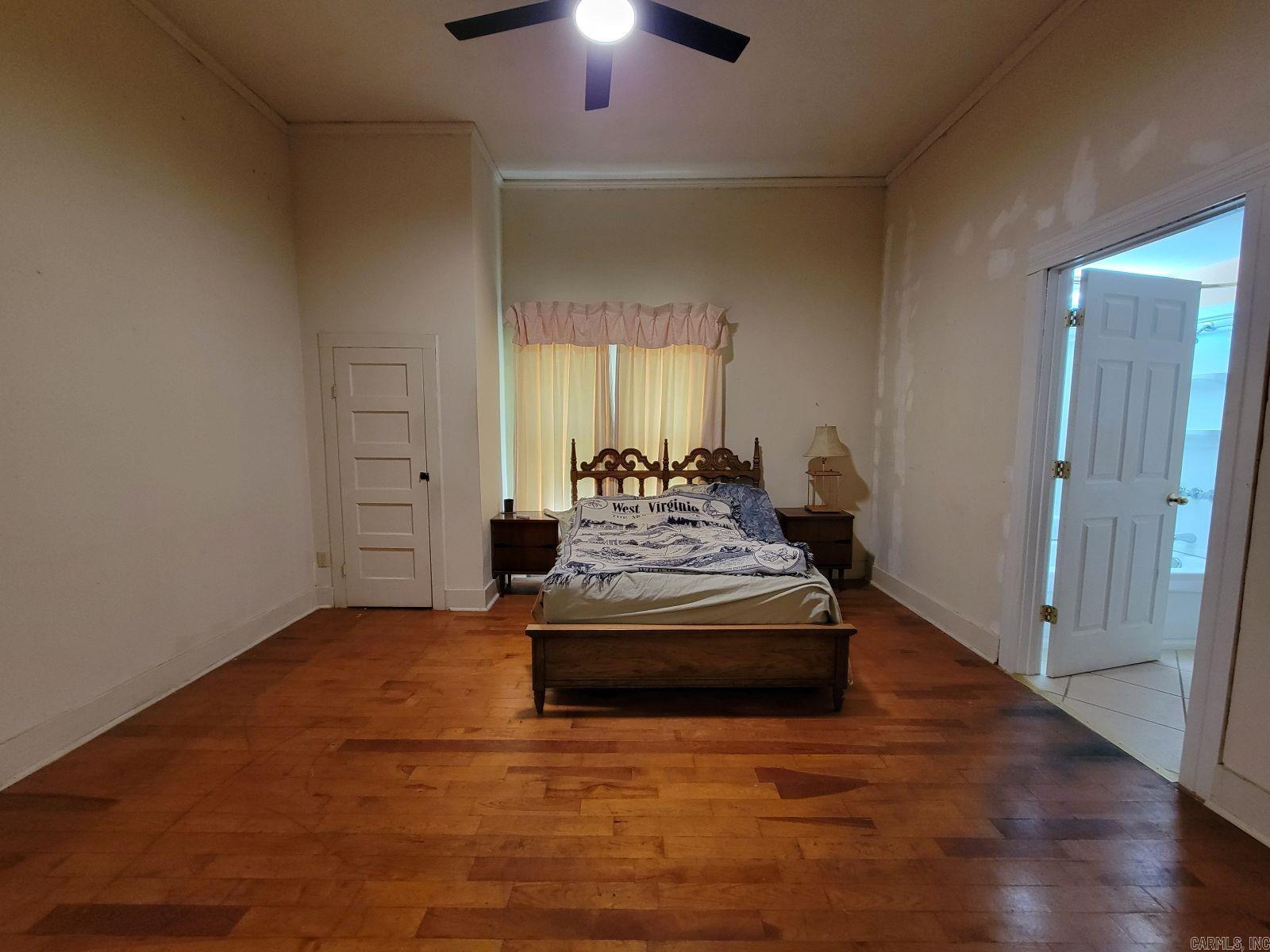 416 N Azalea  Lockesburg, AR