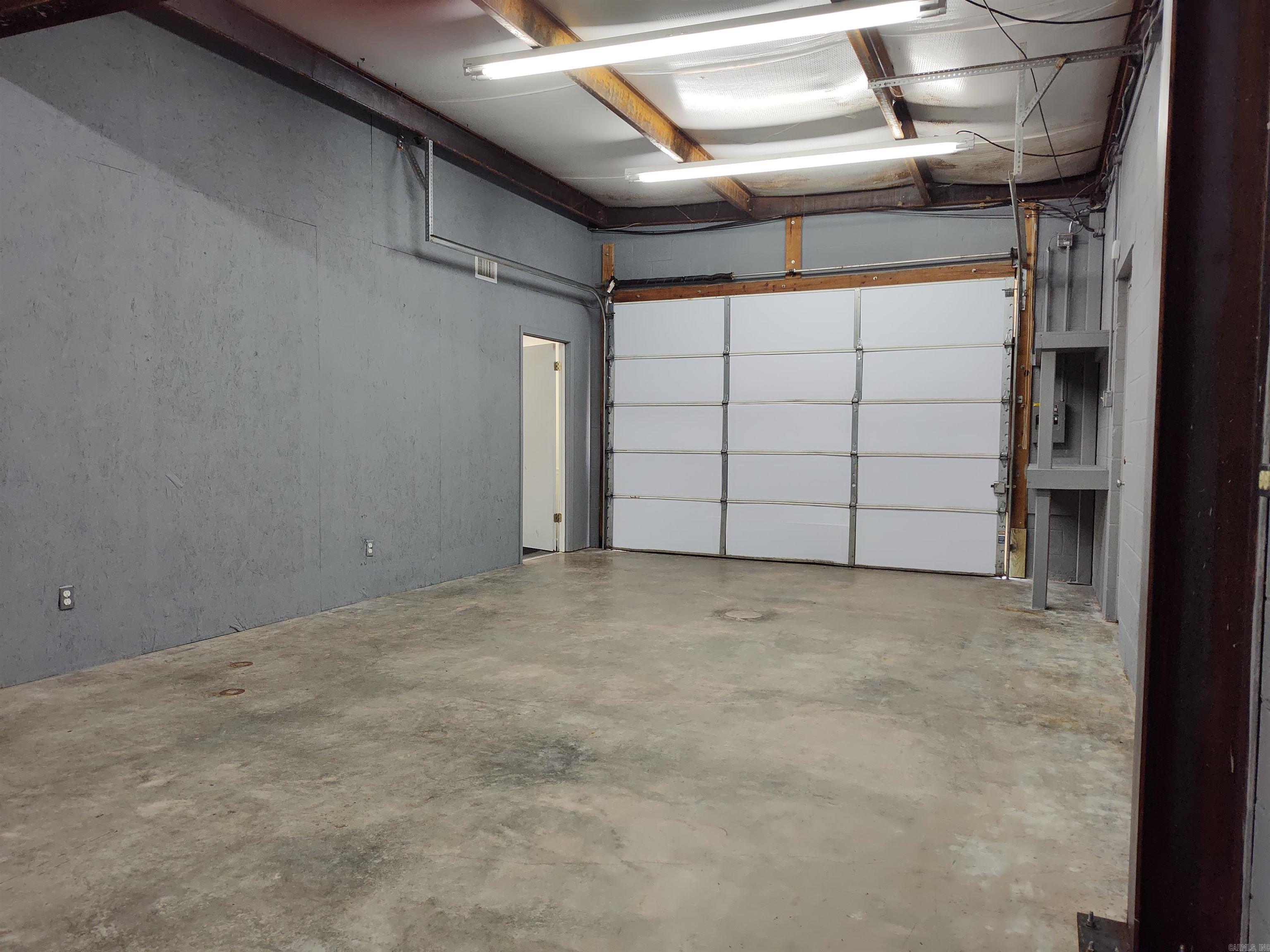 1407 N West 1409 N. West Ave. El Dorado, AR