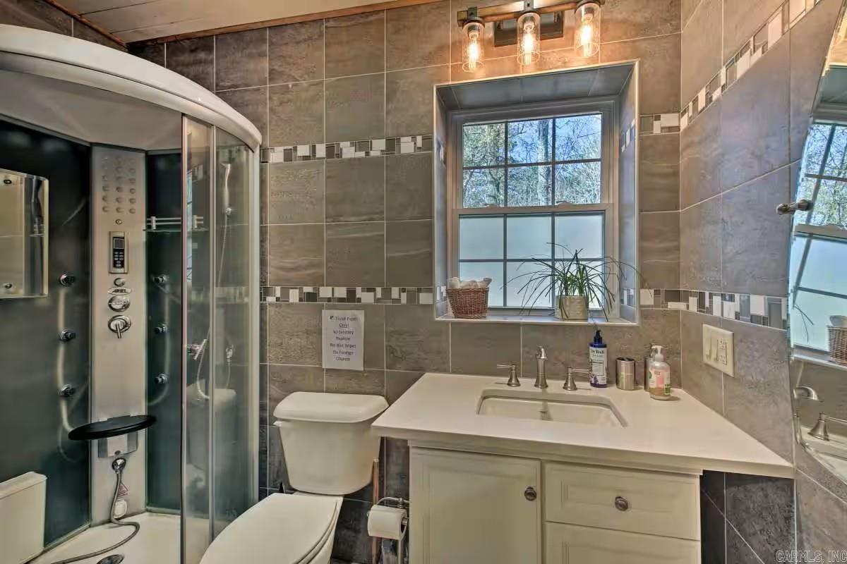 450 Cedarglades Rd  Hot Springs, AR