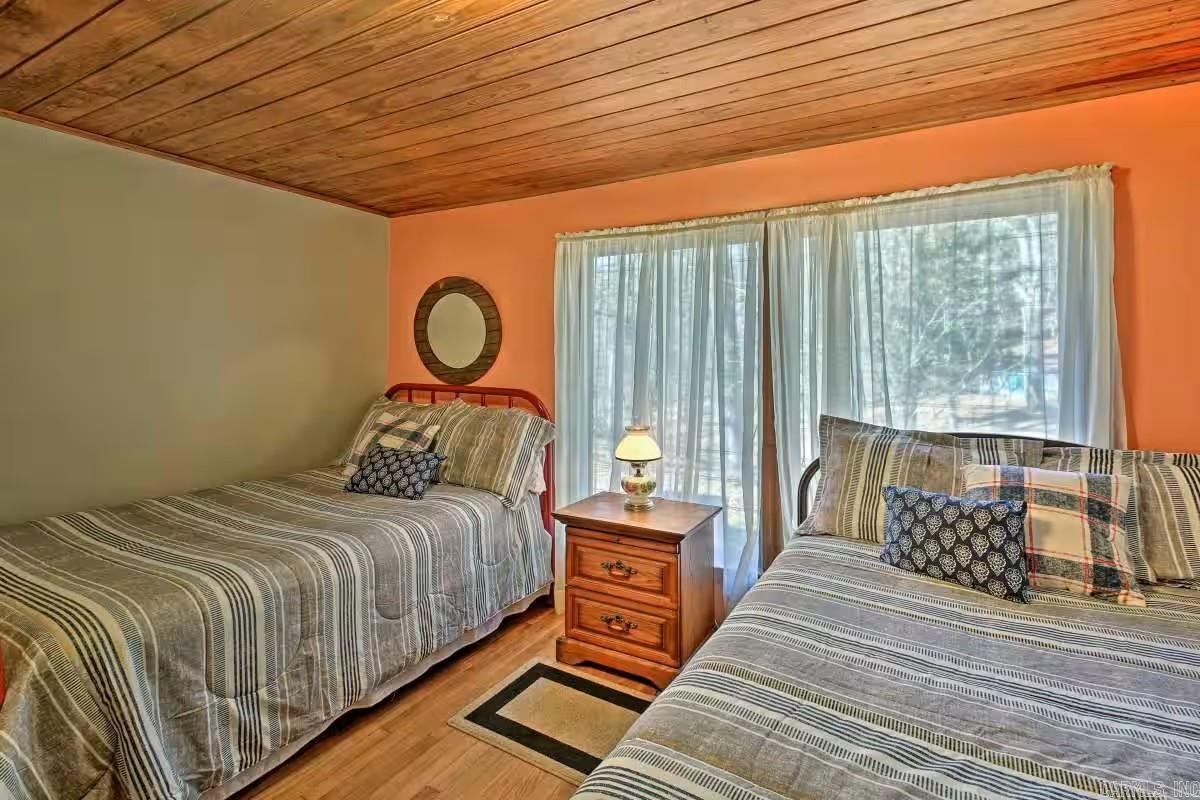 450 Cedarglades Rd  Hot Springs, AR