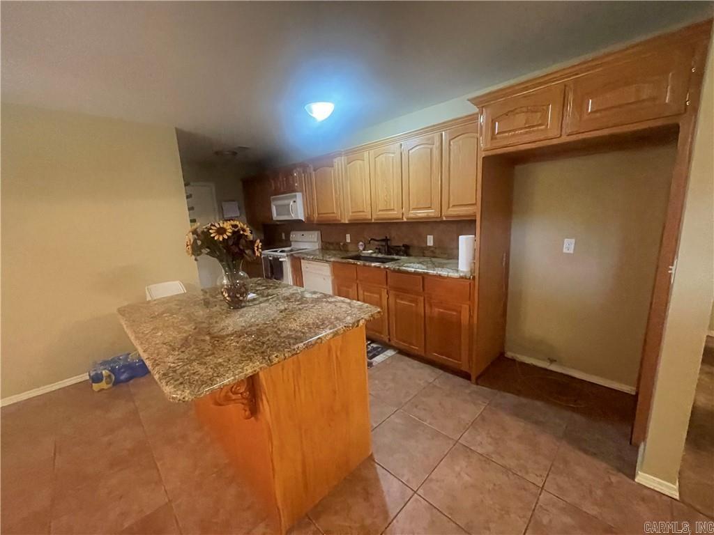 307 County Rd 3437  Clarksville, AR