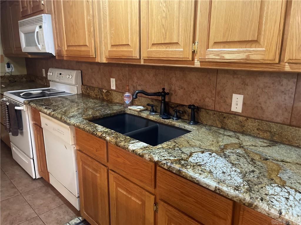 307 County Rd 3437  Clarksville, AR