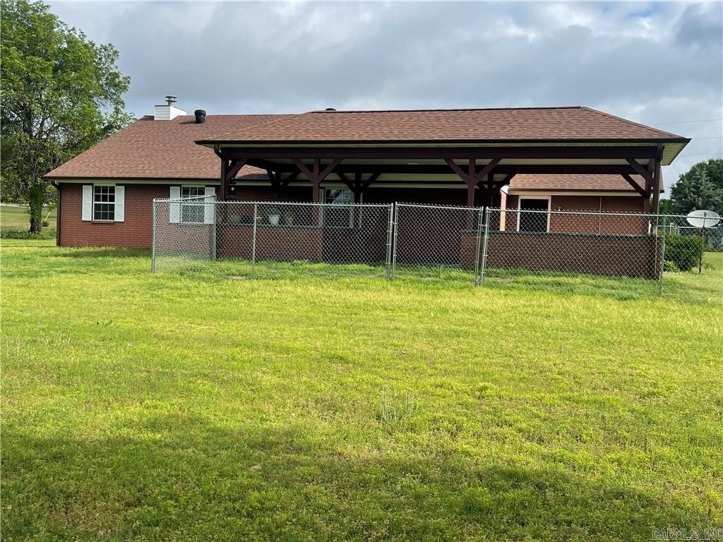307 County Rd 3437  Clarksville, AR