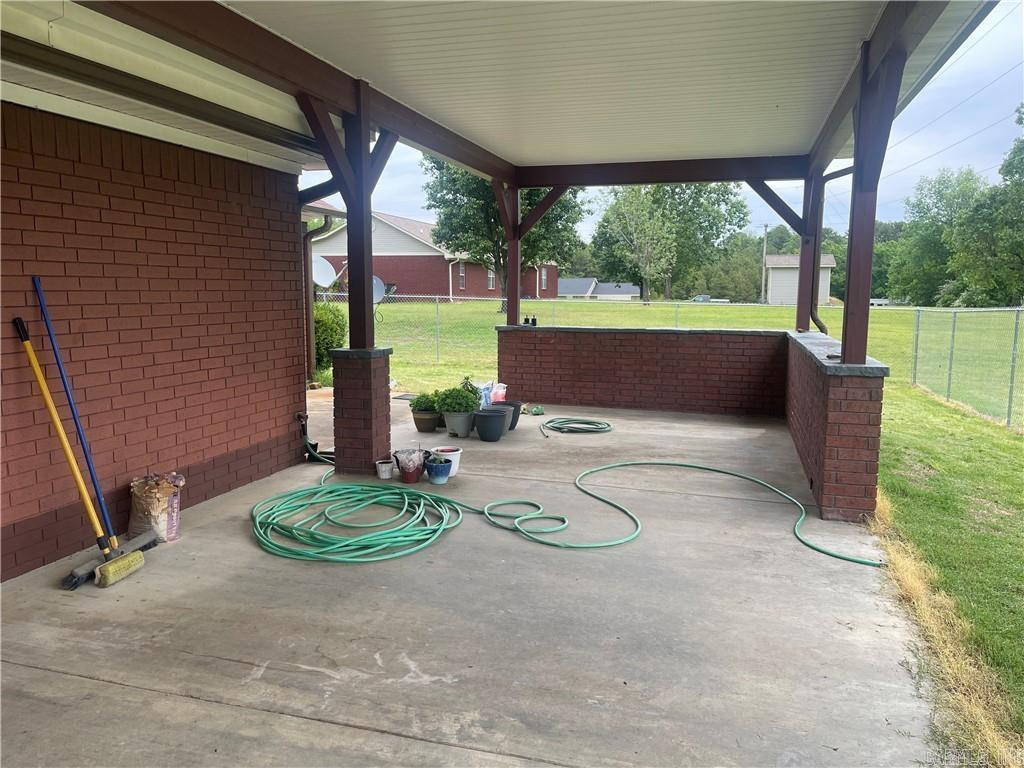 307 County Rd 3437  Clarksville, AR