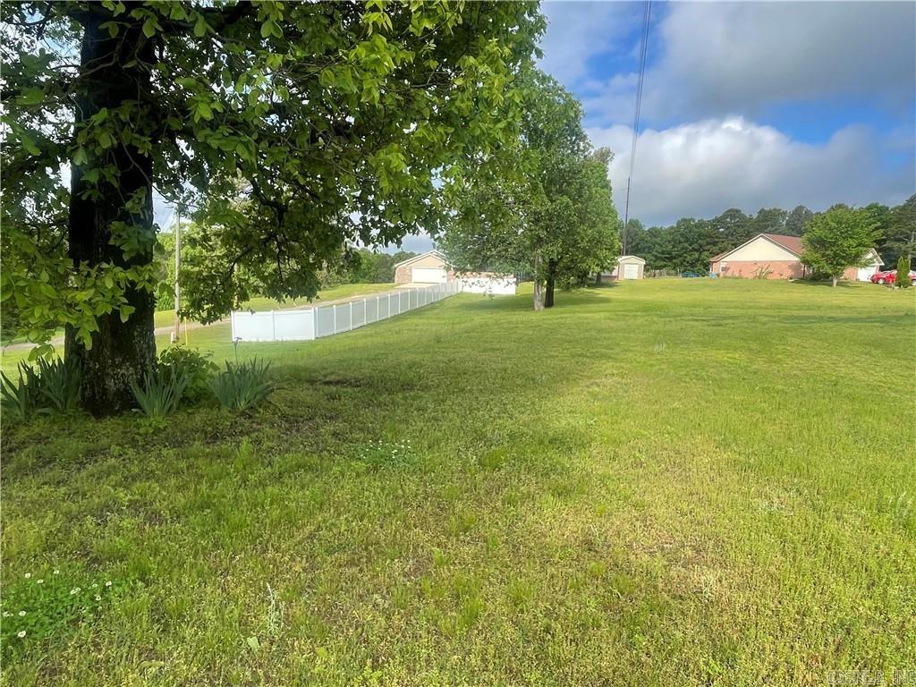 307 County Rd 3437  Clarksville, AR