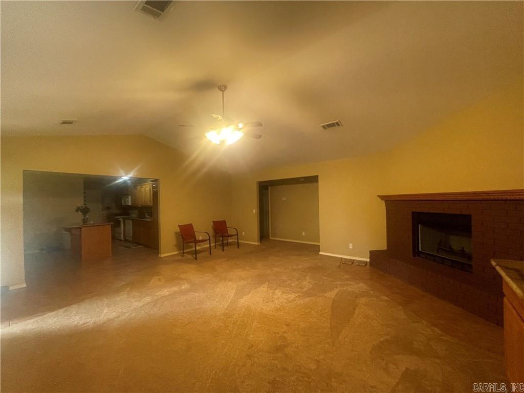 307 County Rd 3437  Clarksville, AR