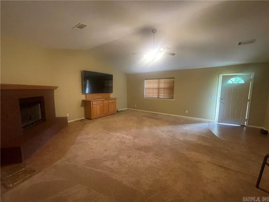 307 County Rd 3437  Clarksville, AR