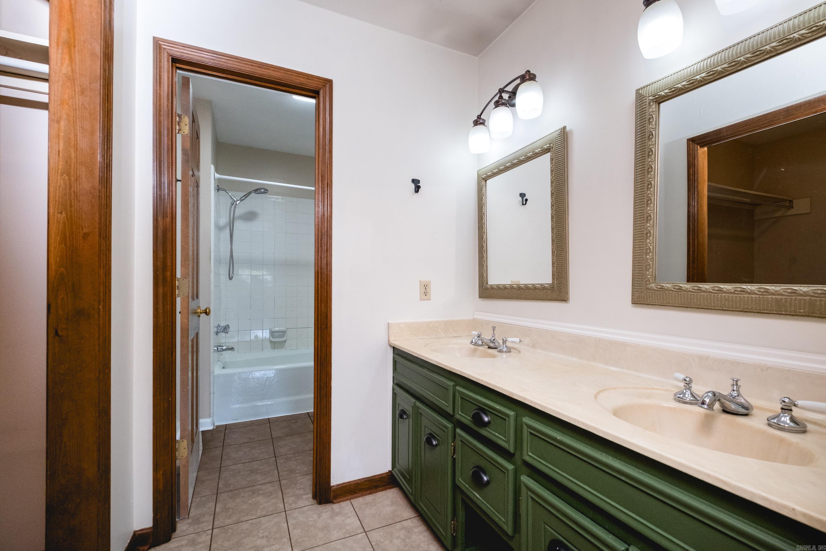 4425 Valley Brook  North Little Rock, AR