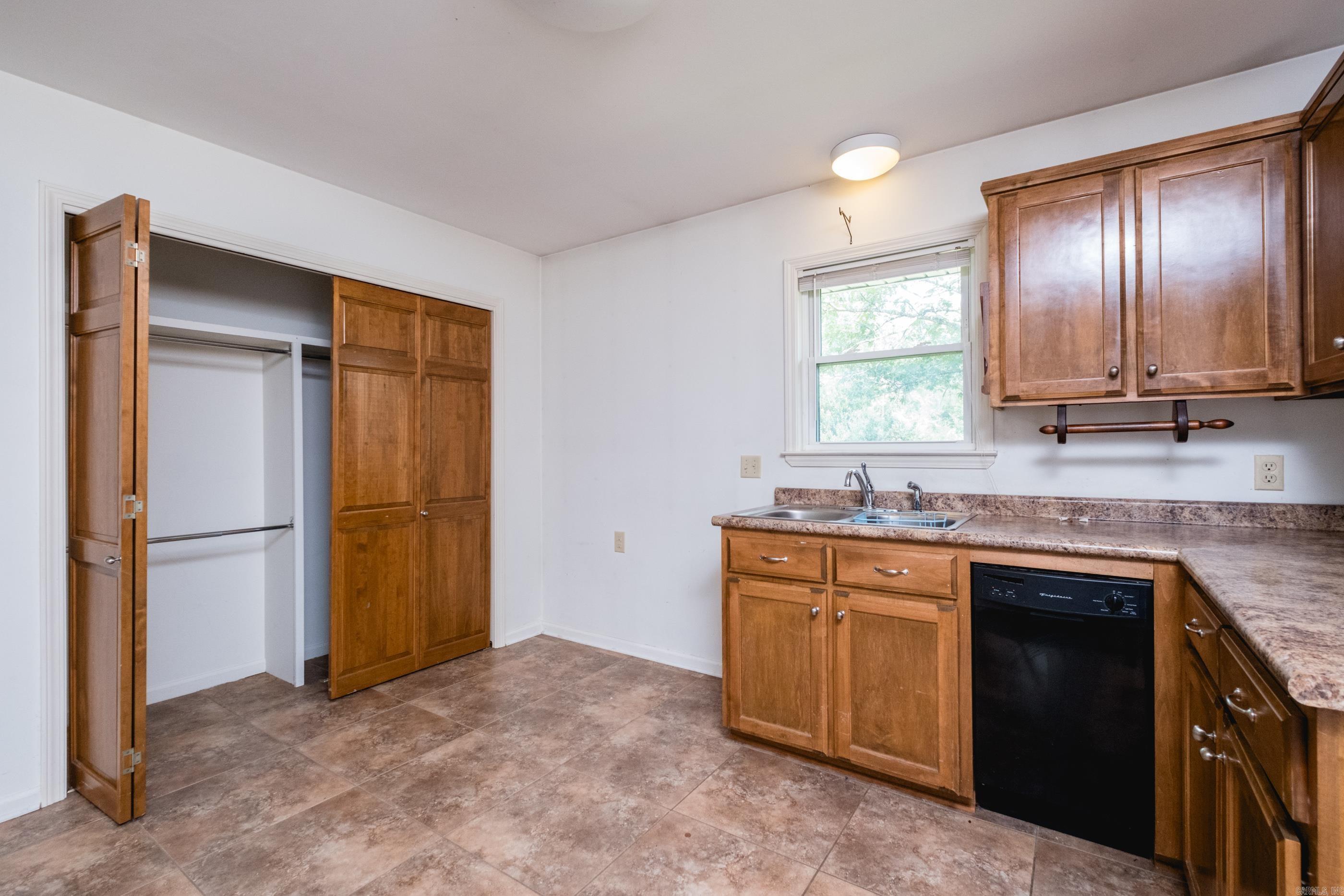 4425 Valley Brook  North Little Rock, AR