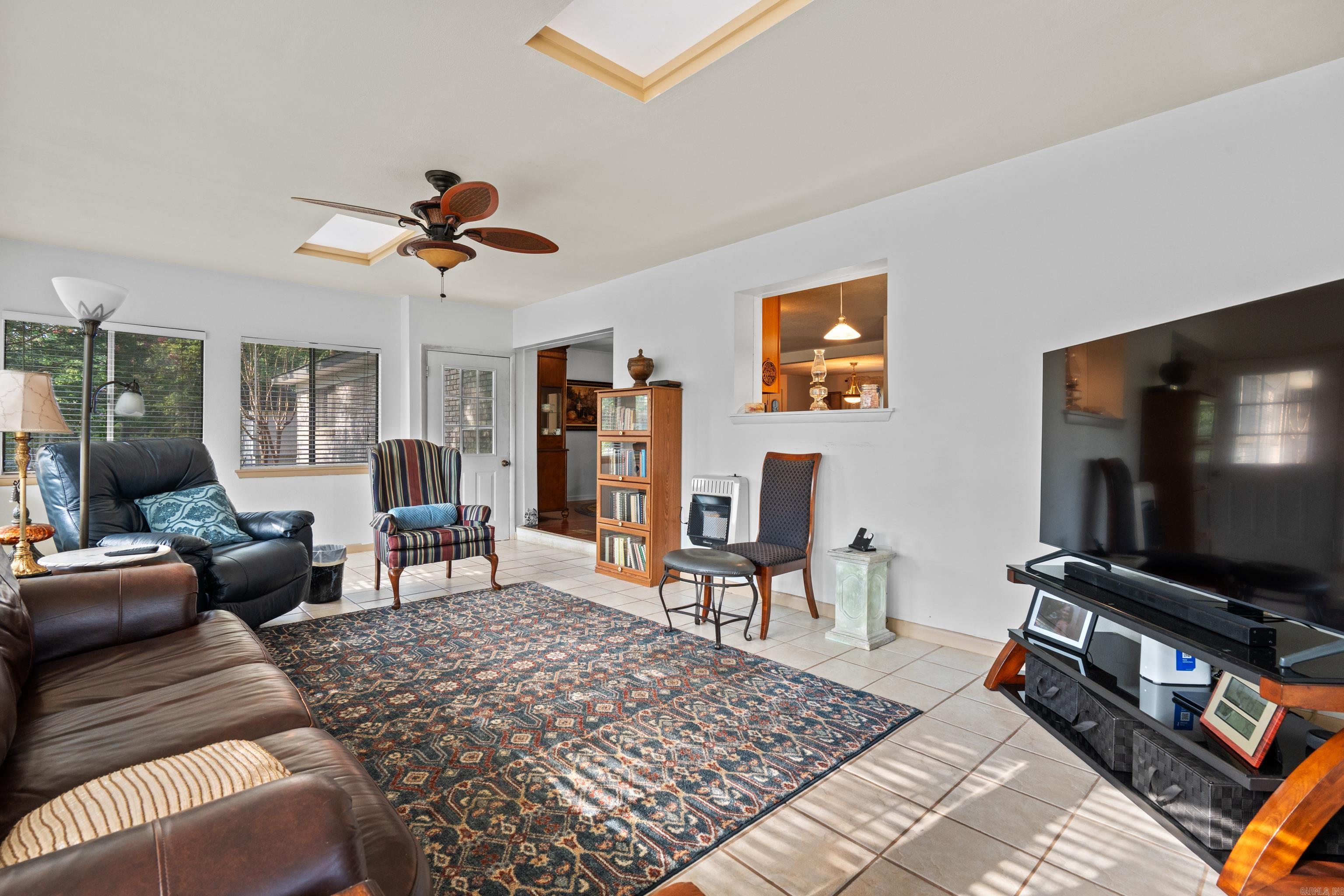 311 Sunset Bay Rd  Hot Springs, AR