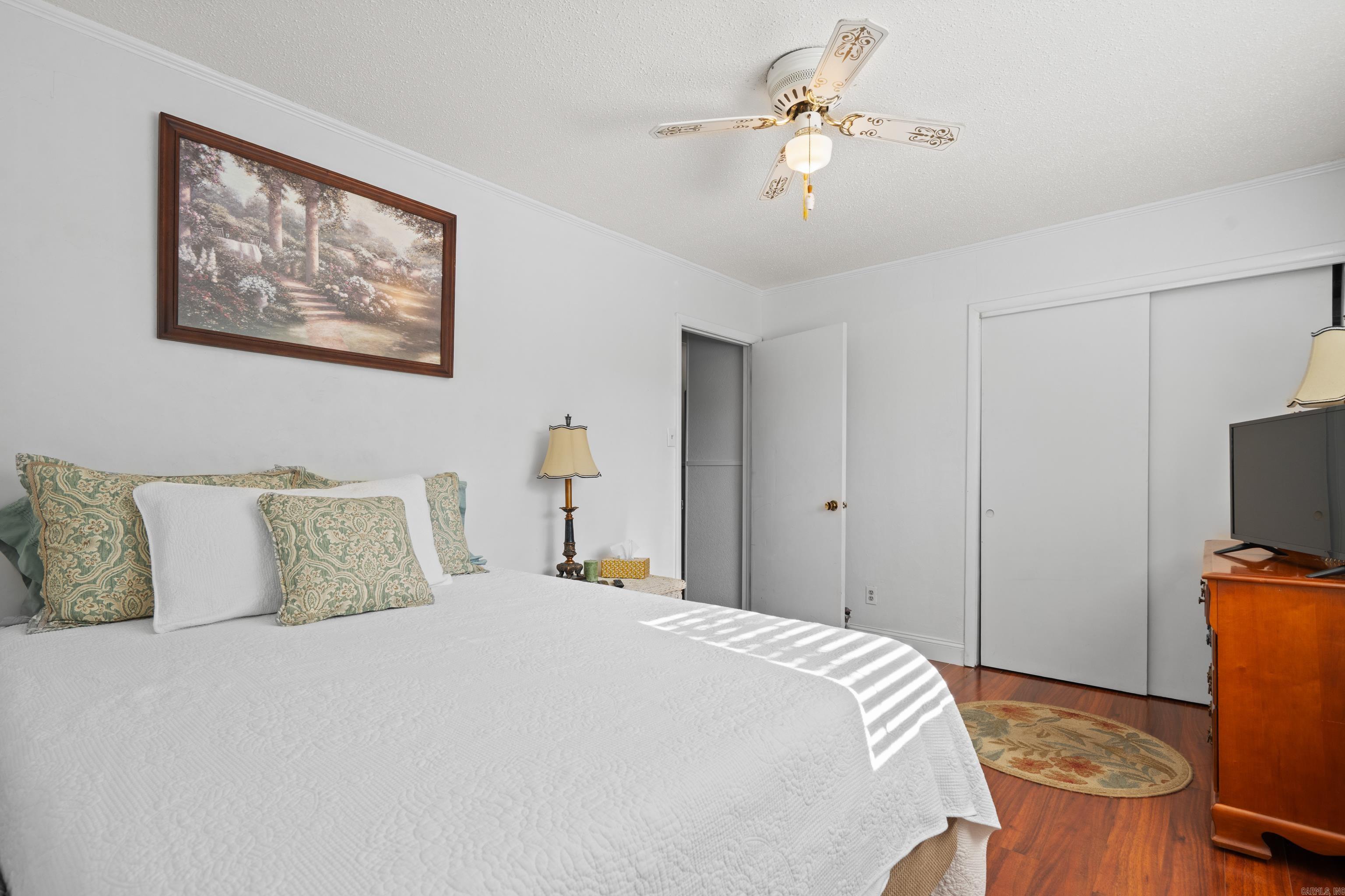 311 Sunset Bay Rd  Hot Springs, AR
