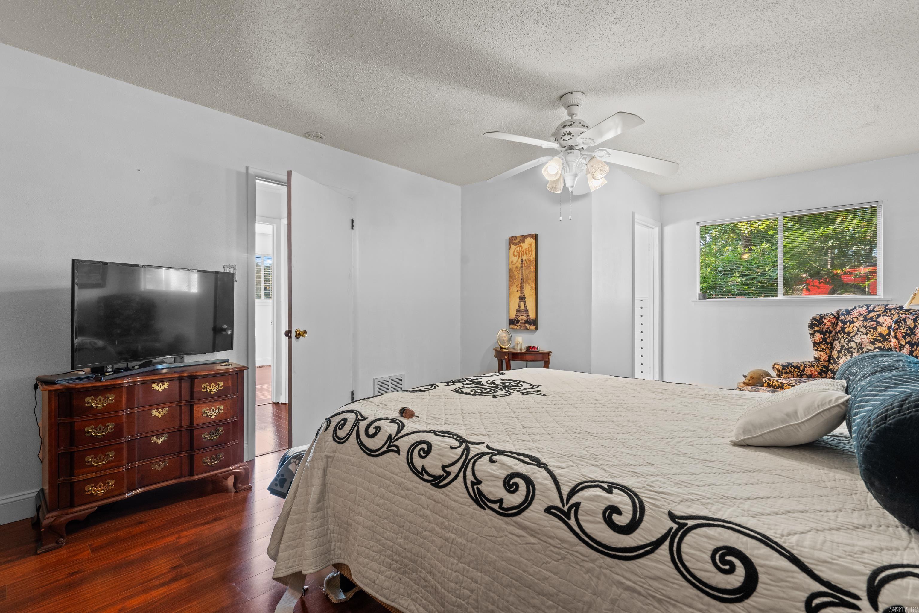 311 Sunset Bay Rd  Hot Springs, AR