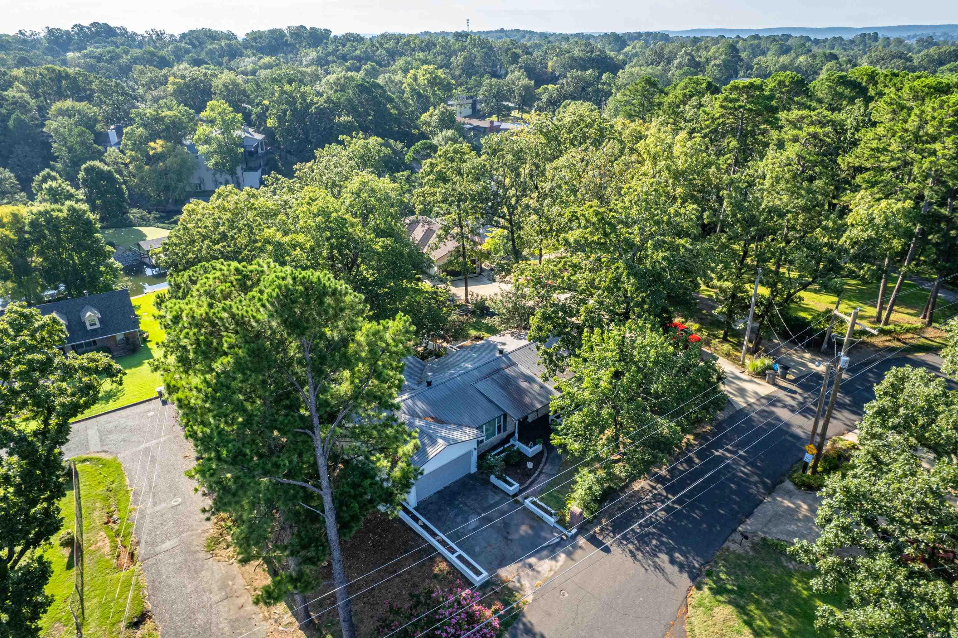 311 Sunset Bay Rd  Hot Springs, AR