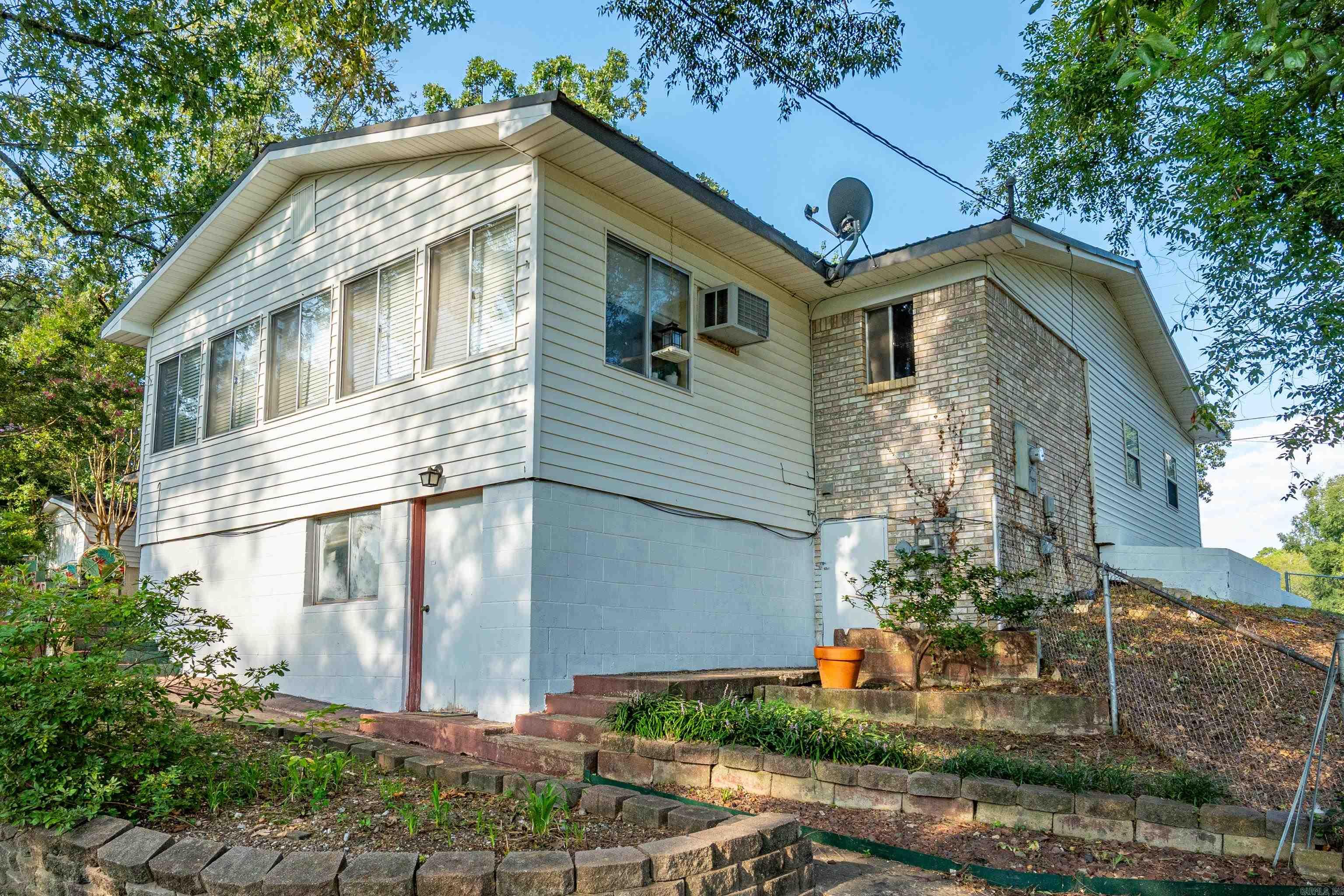 311 Sunset Bay Rd  Hot Springs, AR