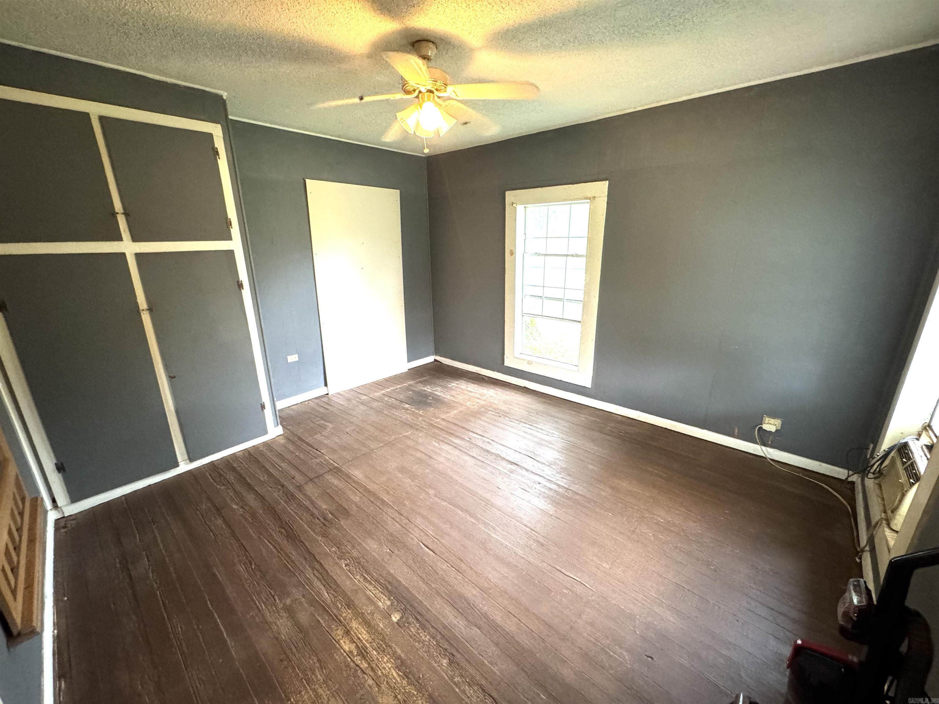 1807 Ford Dr.  Clarksville, AR