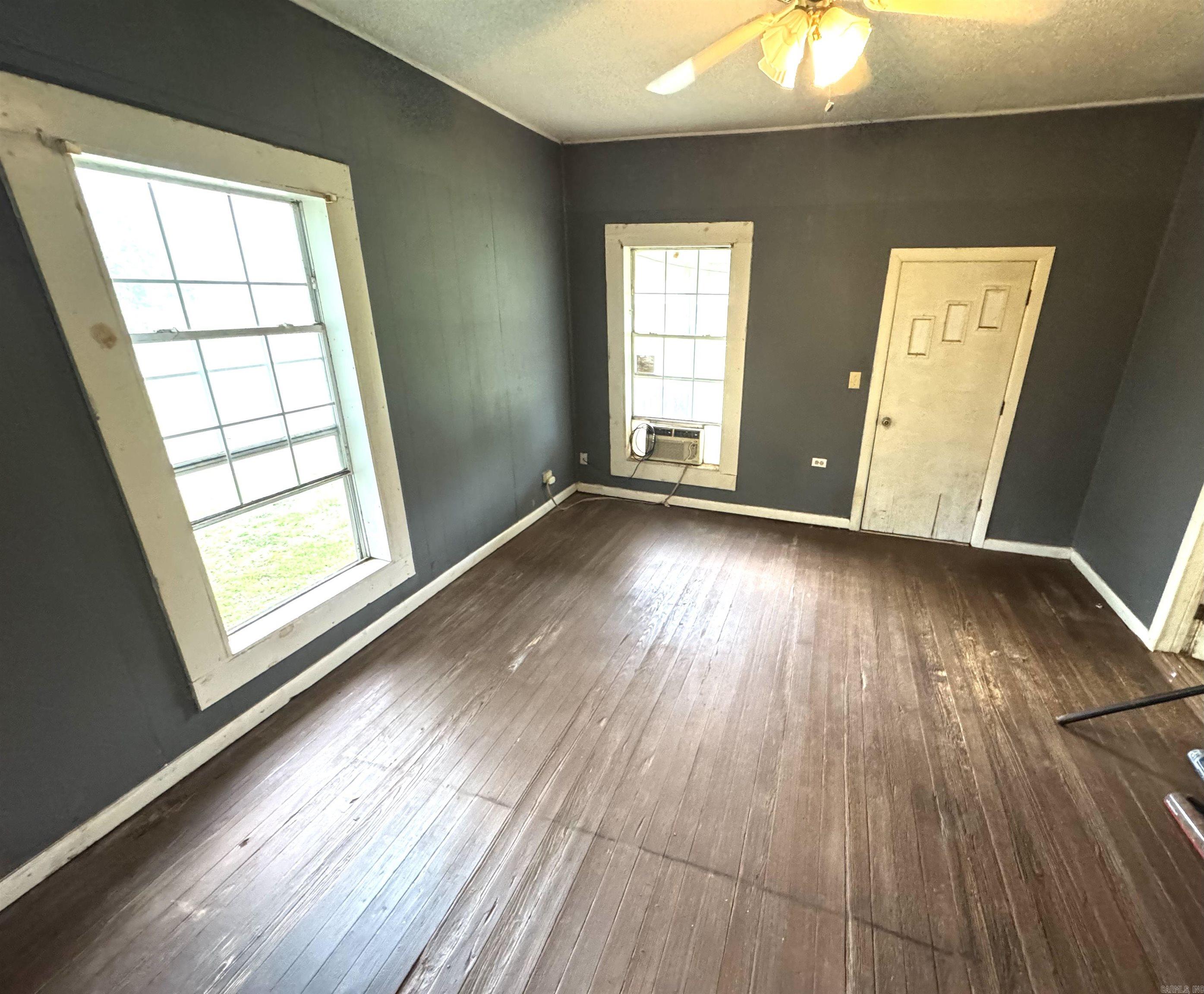 1807 Ford Dr.  Clarksville, AR