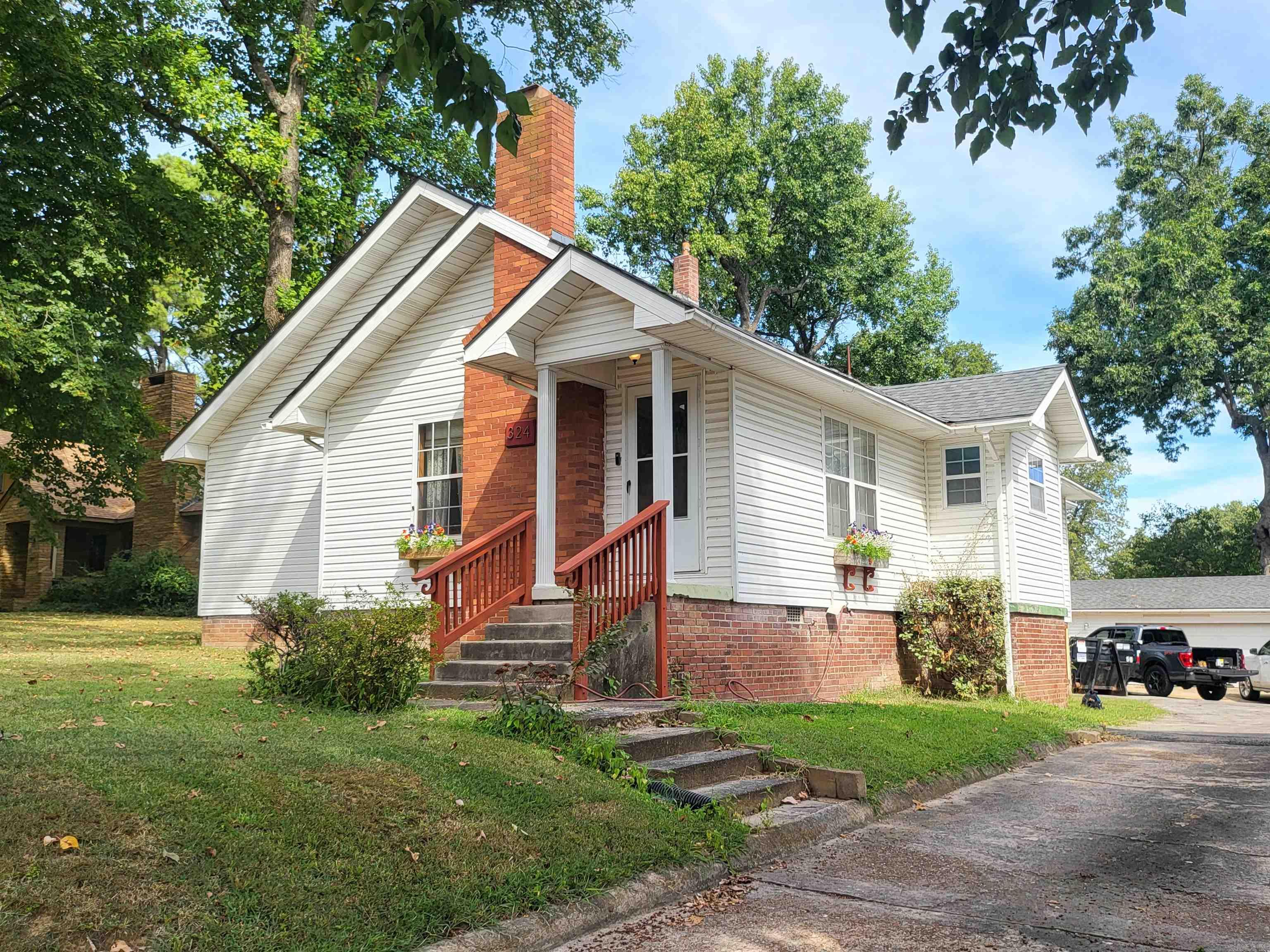 324 E Nettleton Ave  Jonesboro, AR