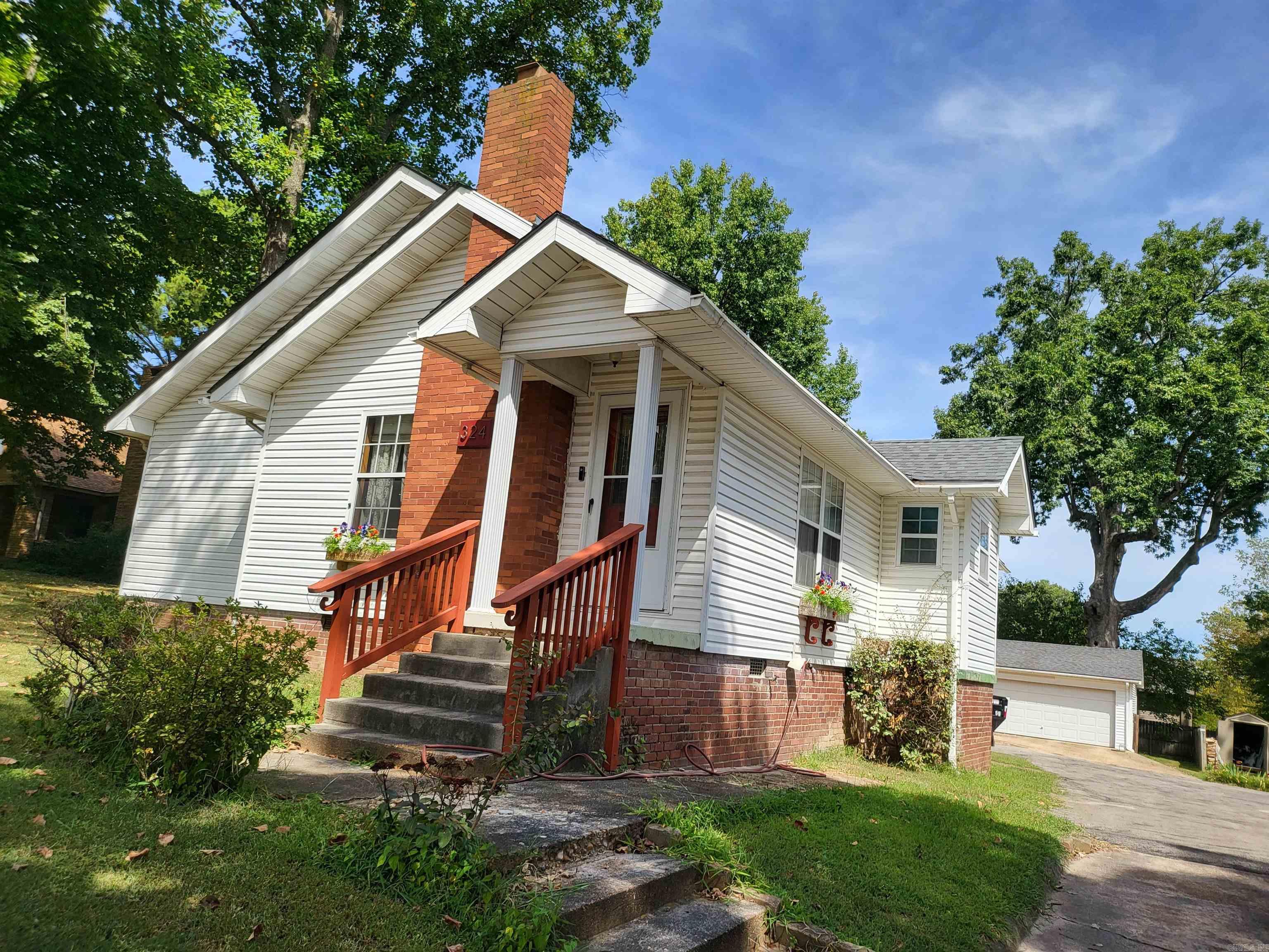 324 E Nettleton Ave  Jonesboro, AR