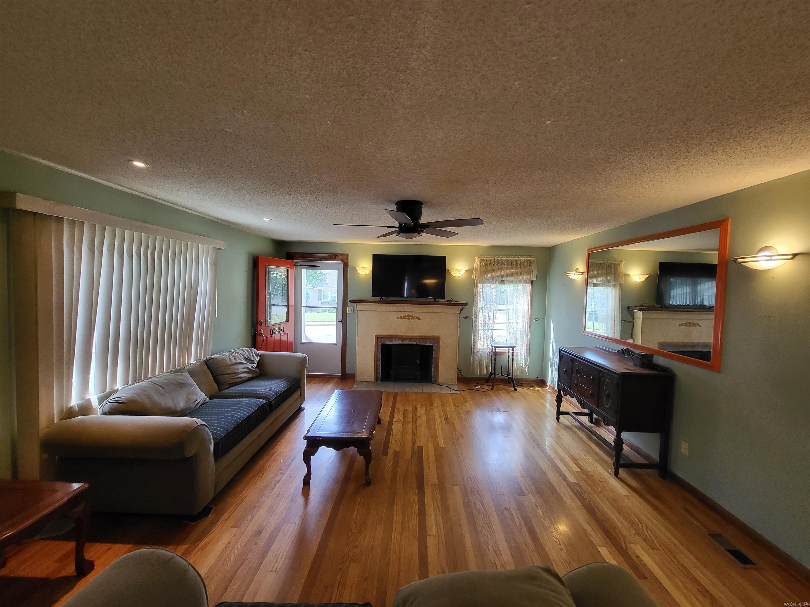 324 E Nettleton Ave  Jonesboro, AR