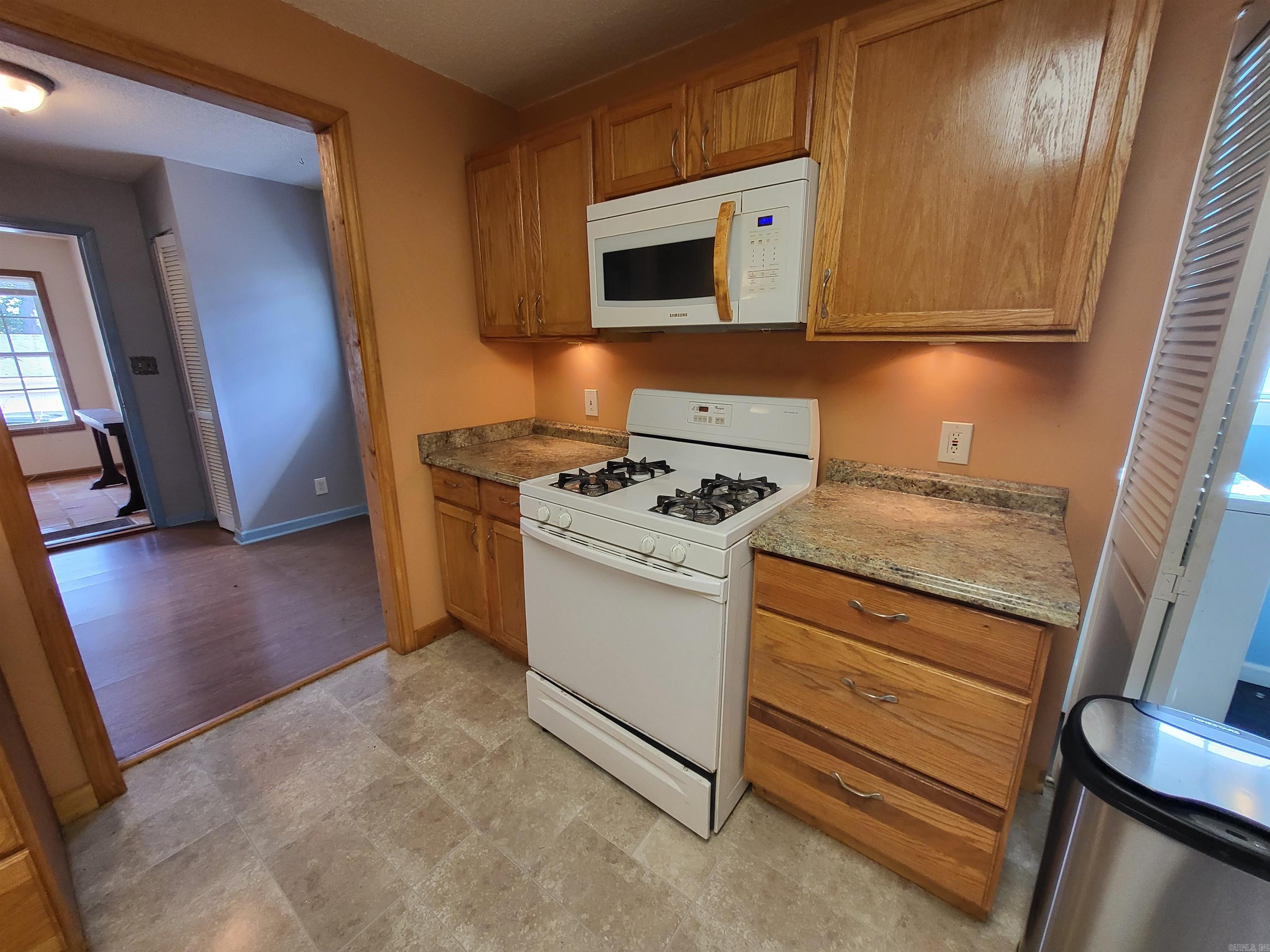 324 E Nettleton Ave  Jonesboro, AR
