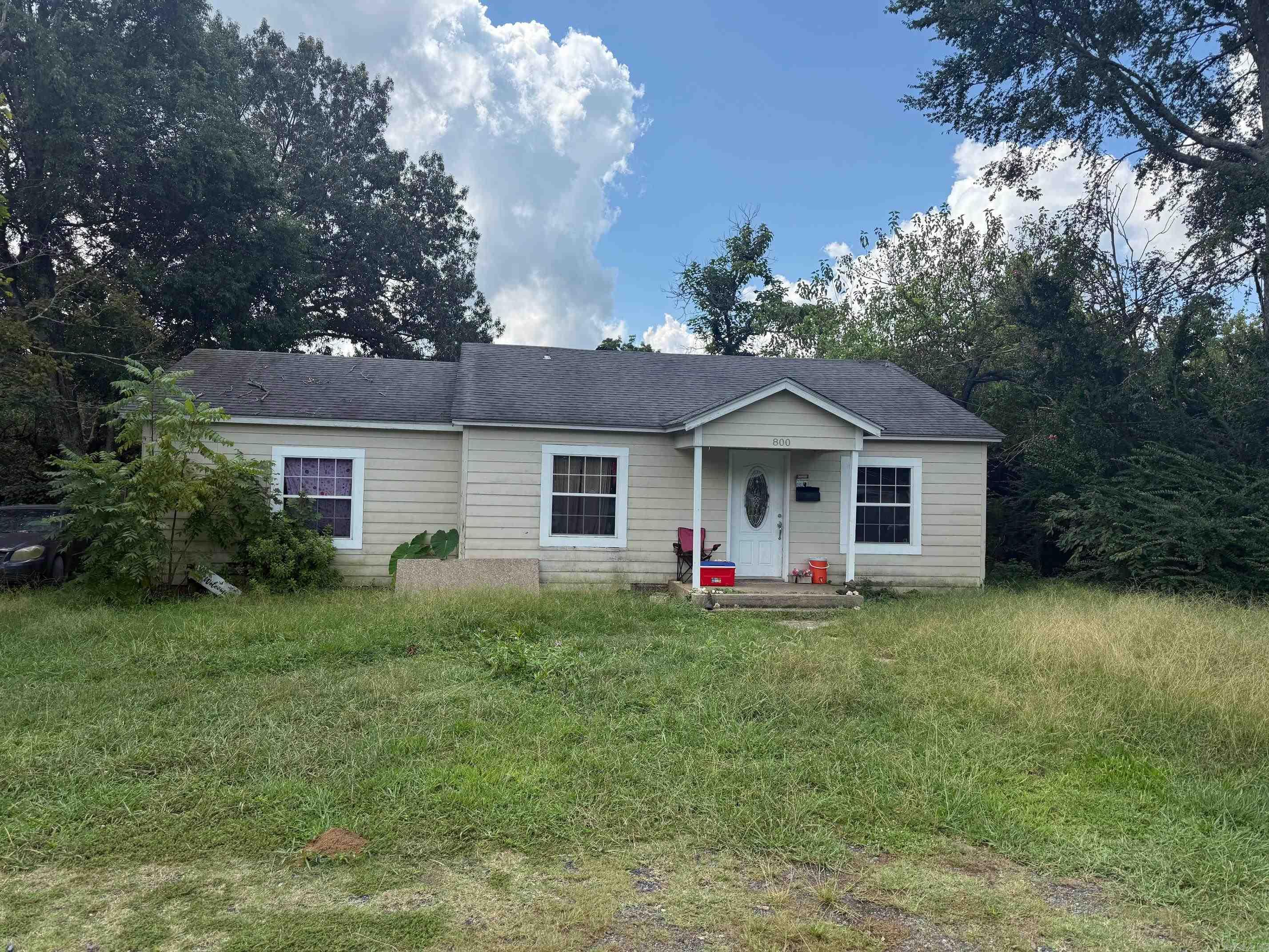 800 Ridge Avenue  Mena, AR