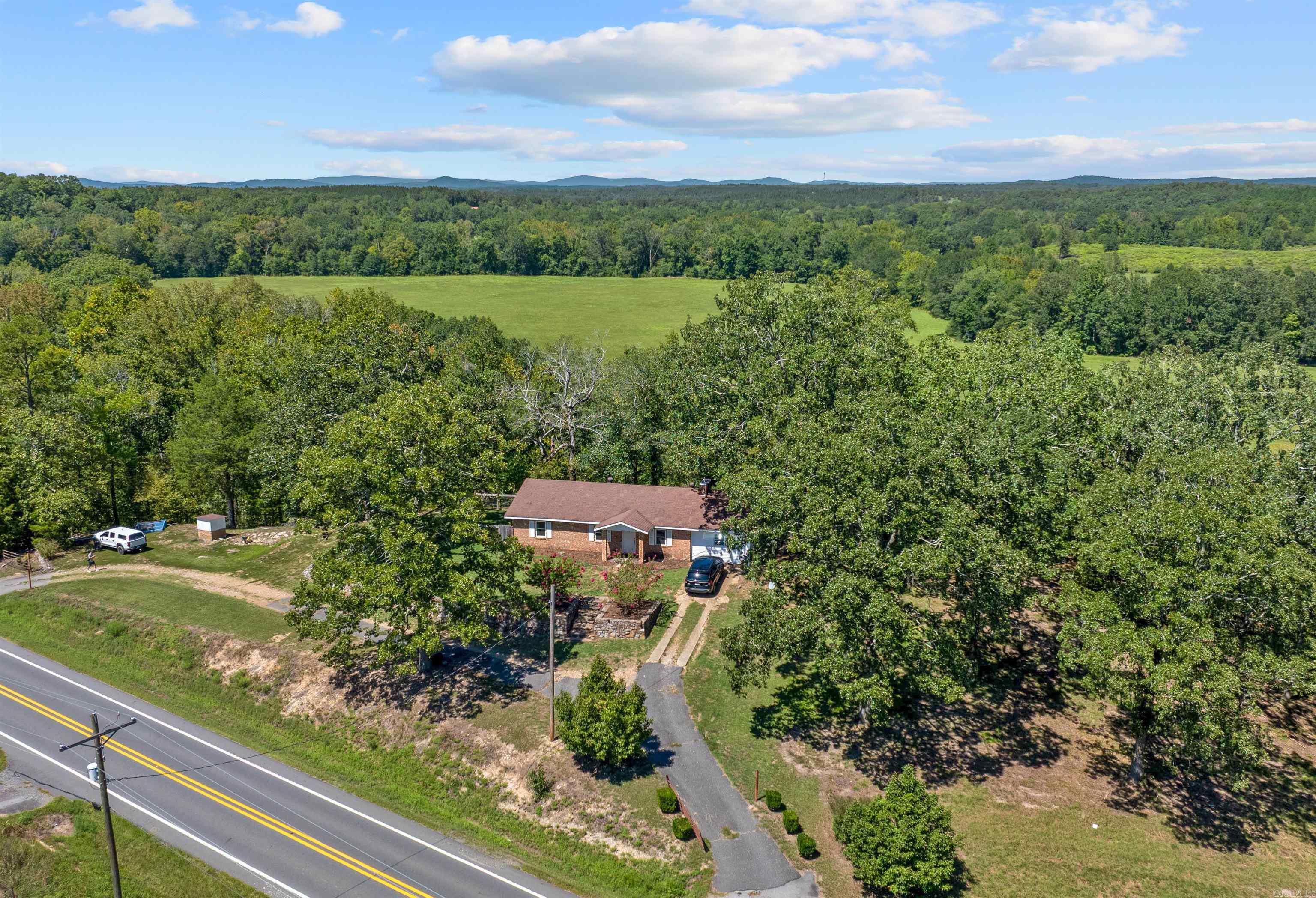 3809 HWY 128  Paron, AR