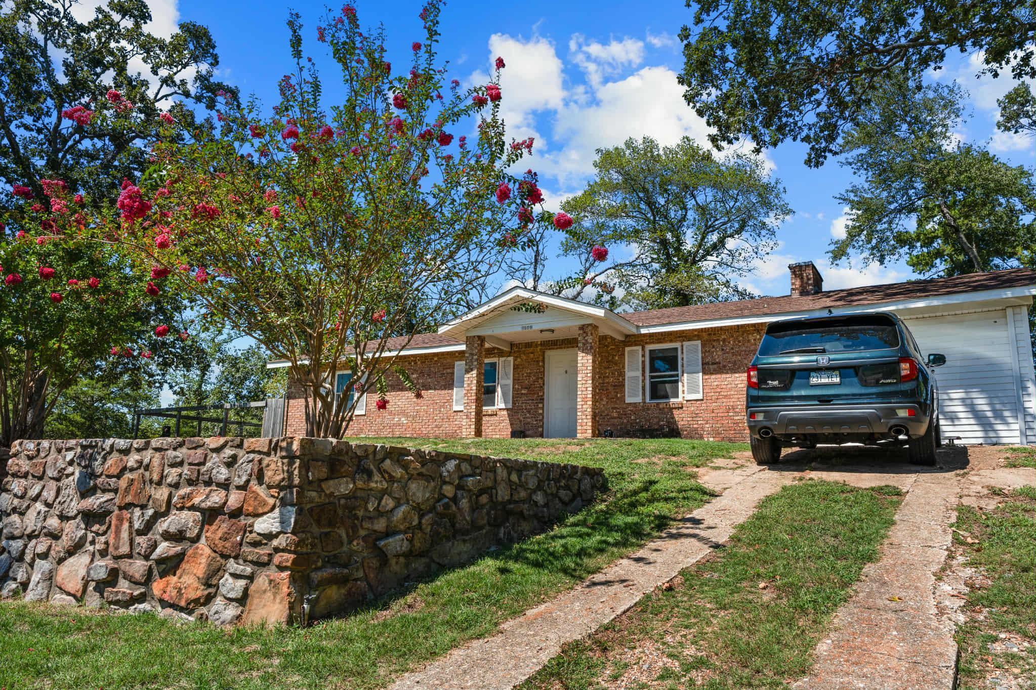 3809 HWY 128  Paron, AR